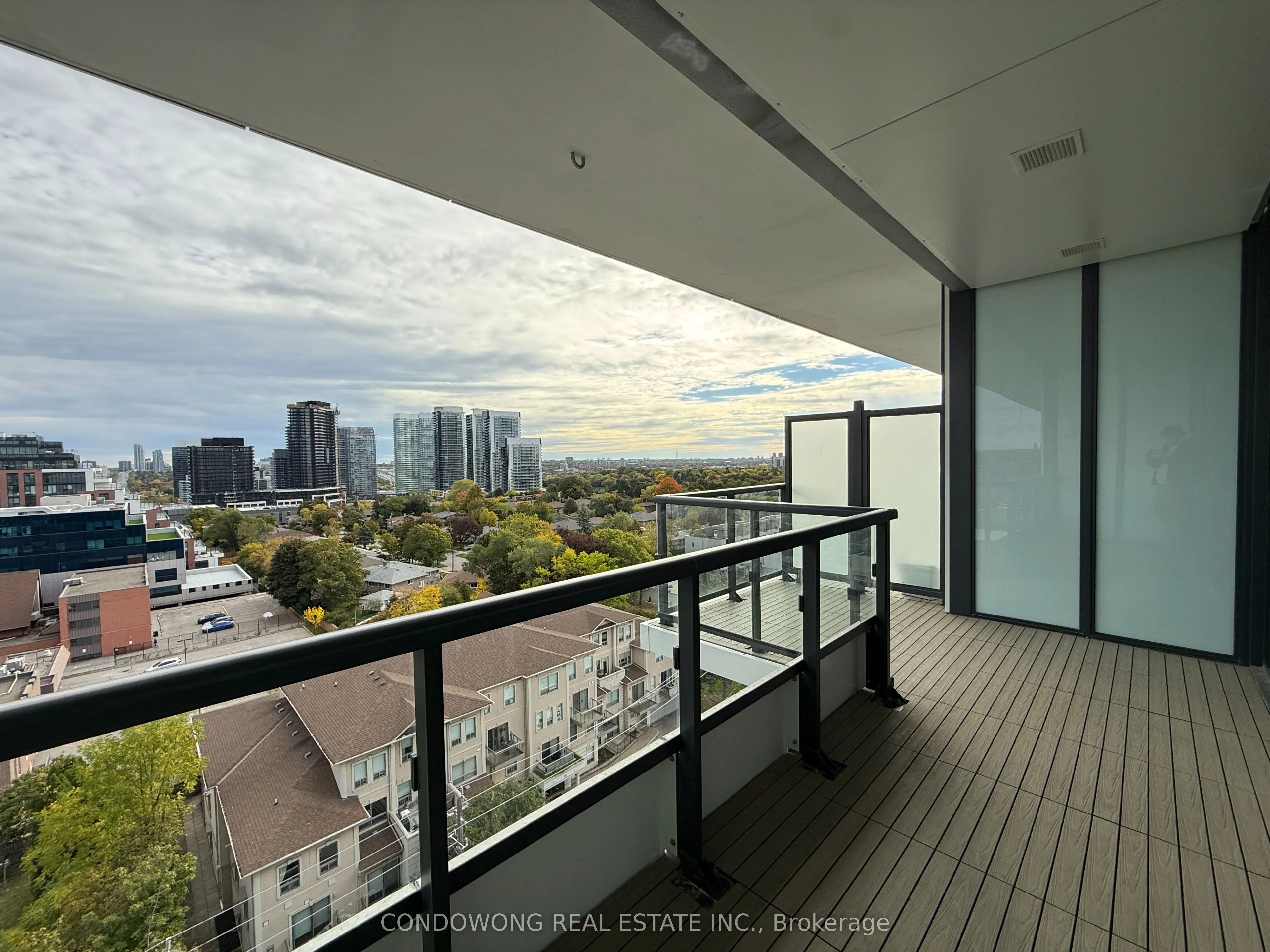 6 Greenbriar Road, #1014