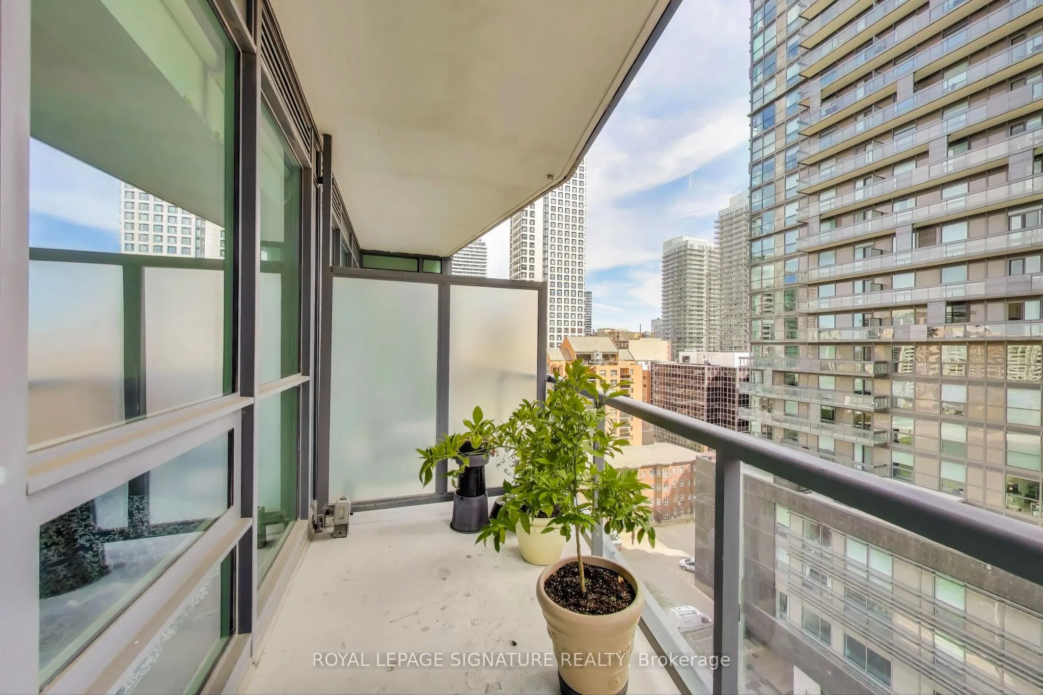 30 Roehampton Avenue, #1101