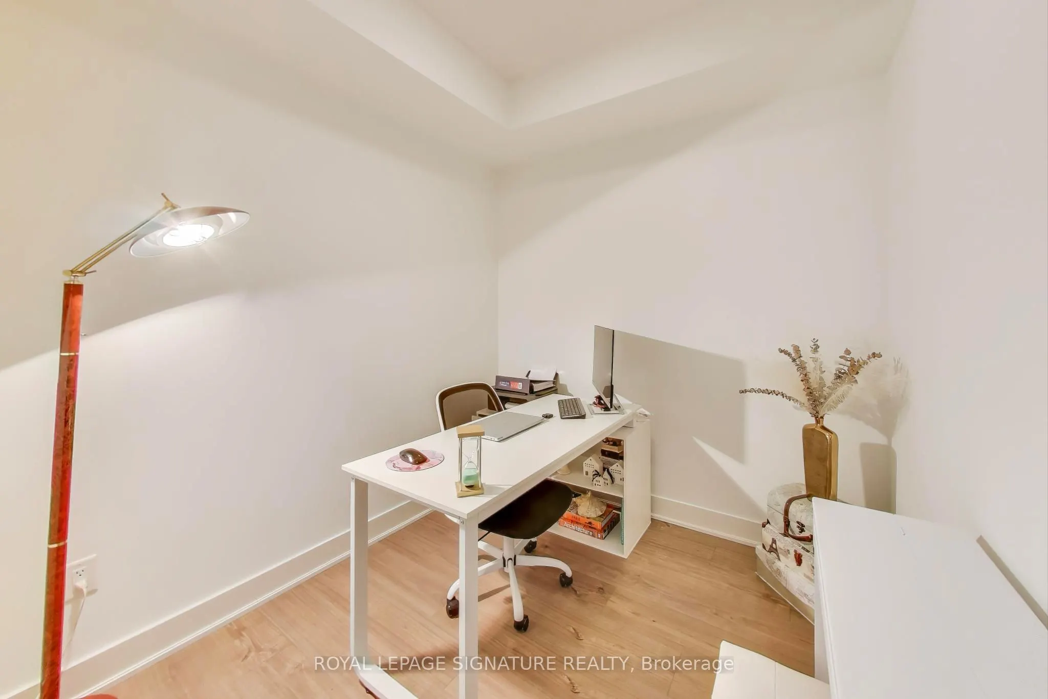 30 Roehampton Avenue, #1101