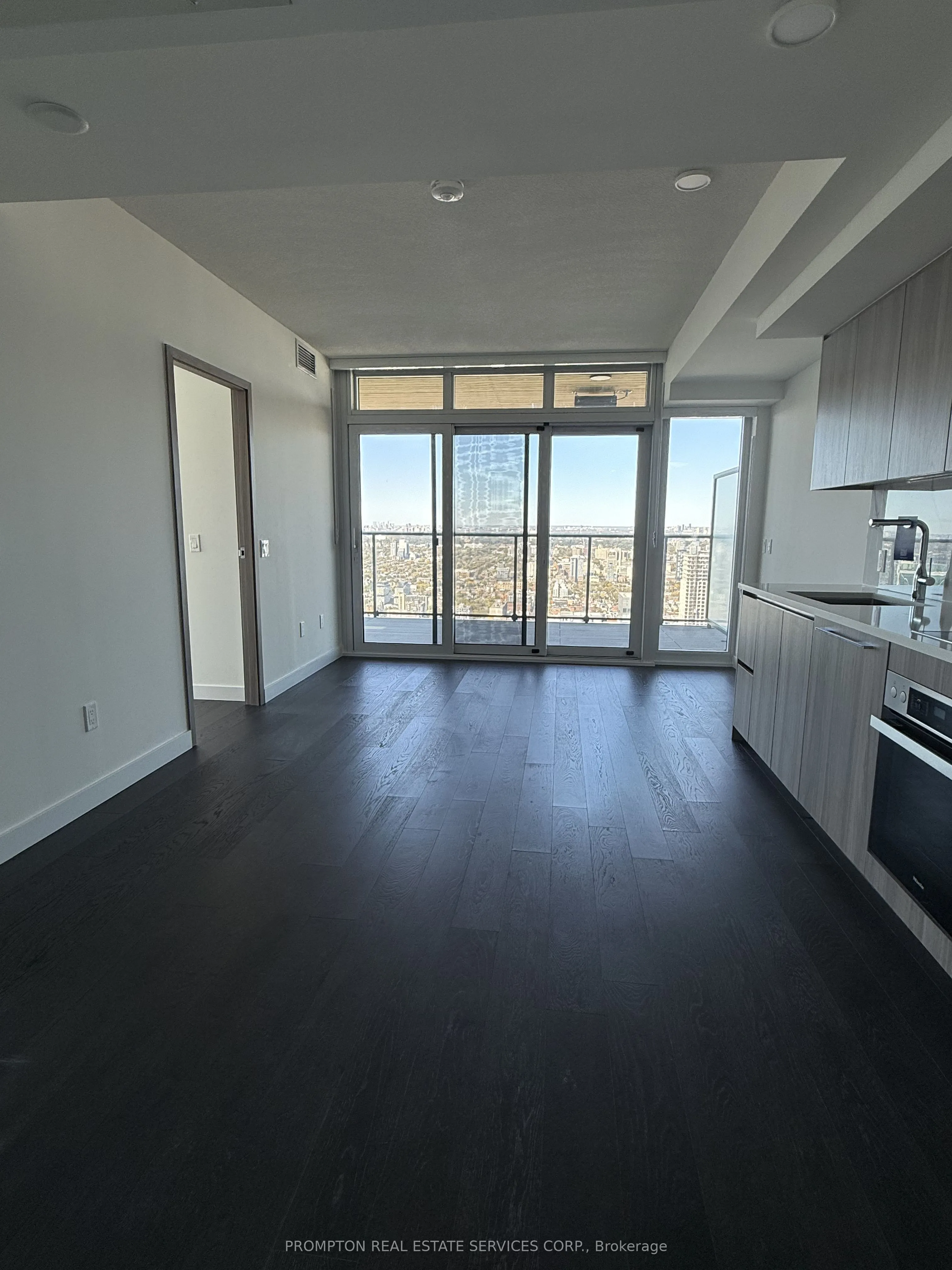3 Concord Cityplace Way, #6902
