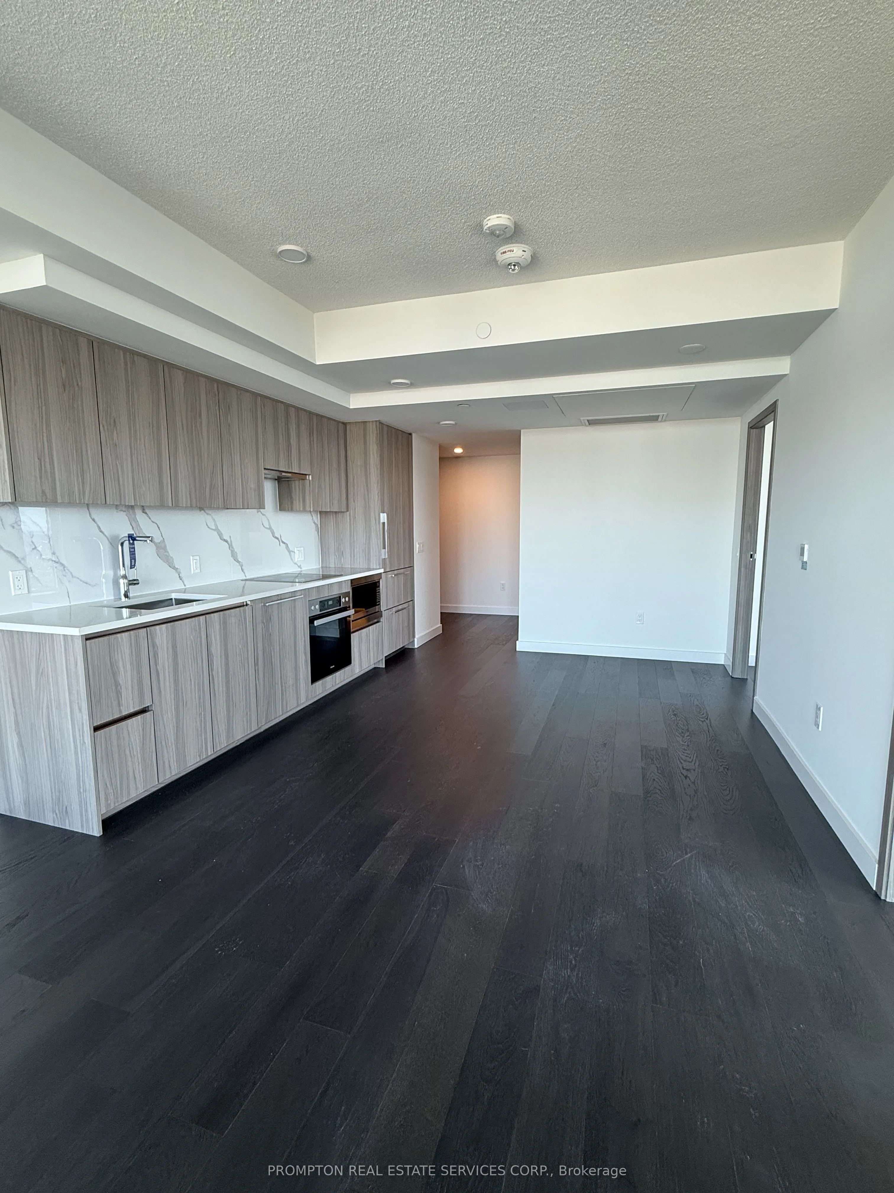 3 Concord Cityplace Way, #6902