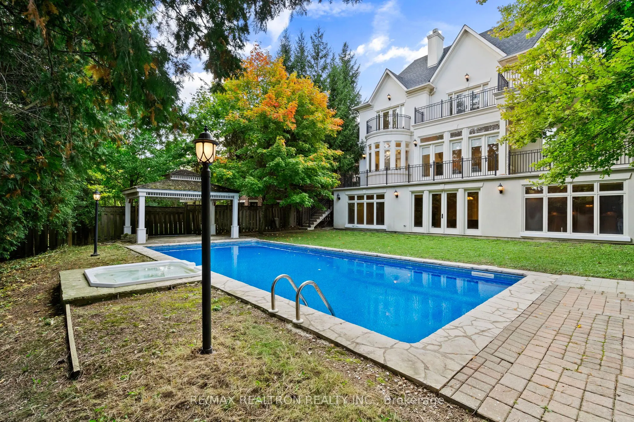 103 Post Road