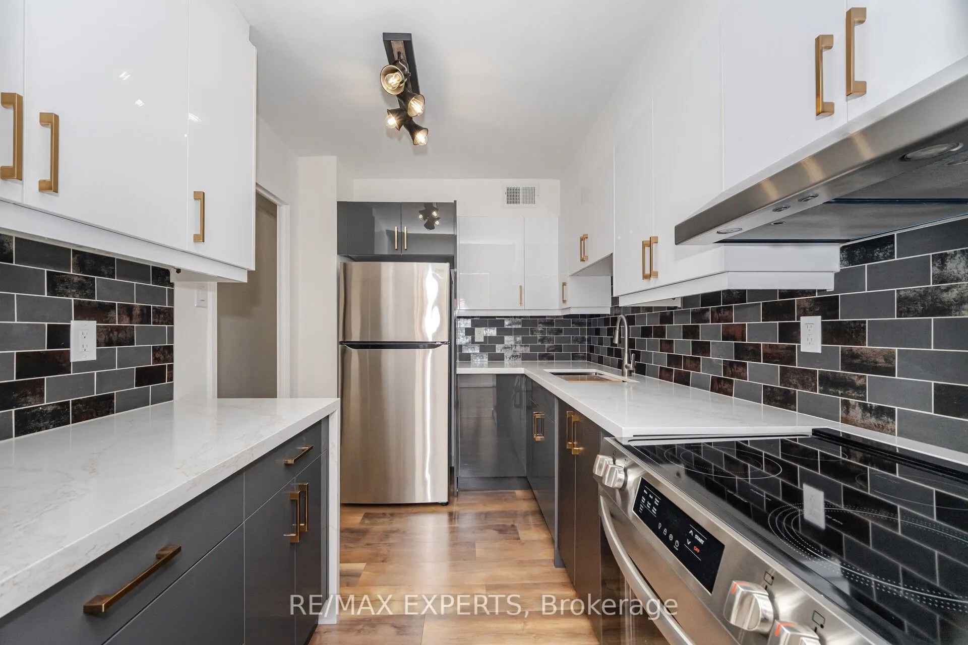 10 Parkway Forest Drive, #306