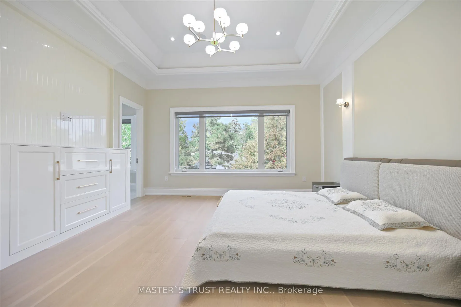 108 Abitibi Avenue