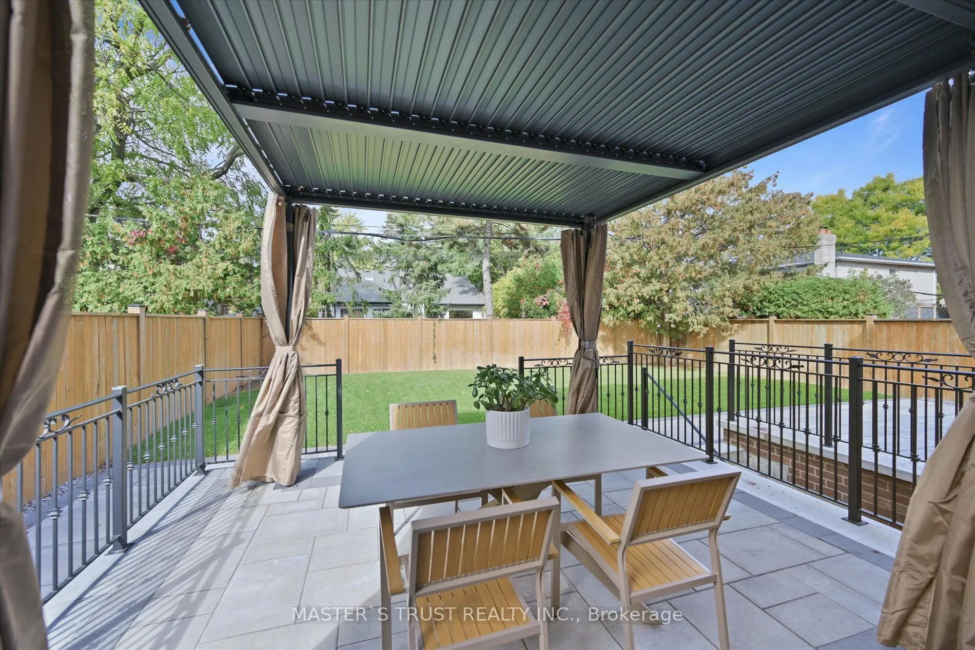 108 Abitibi Avenue