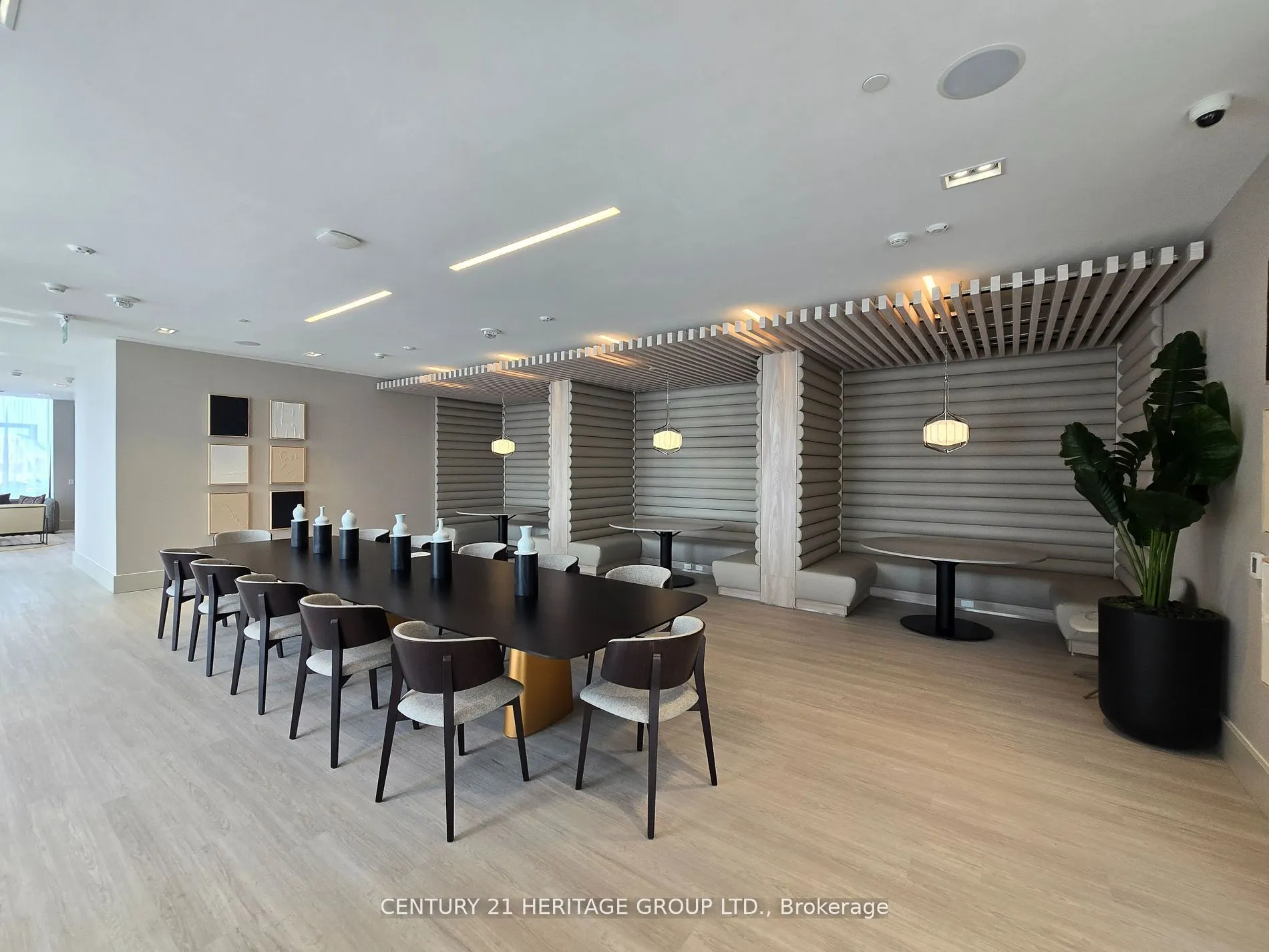 2020 Bathurst Street, #1805