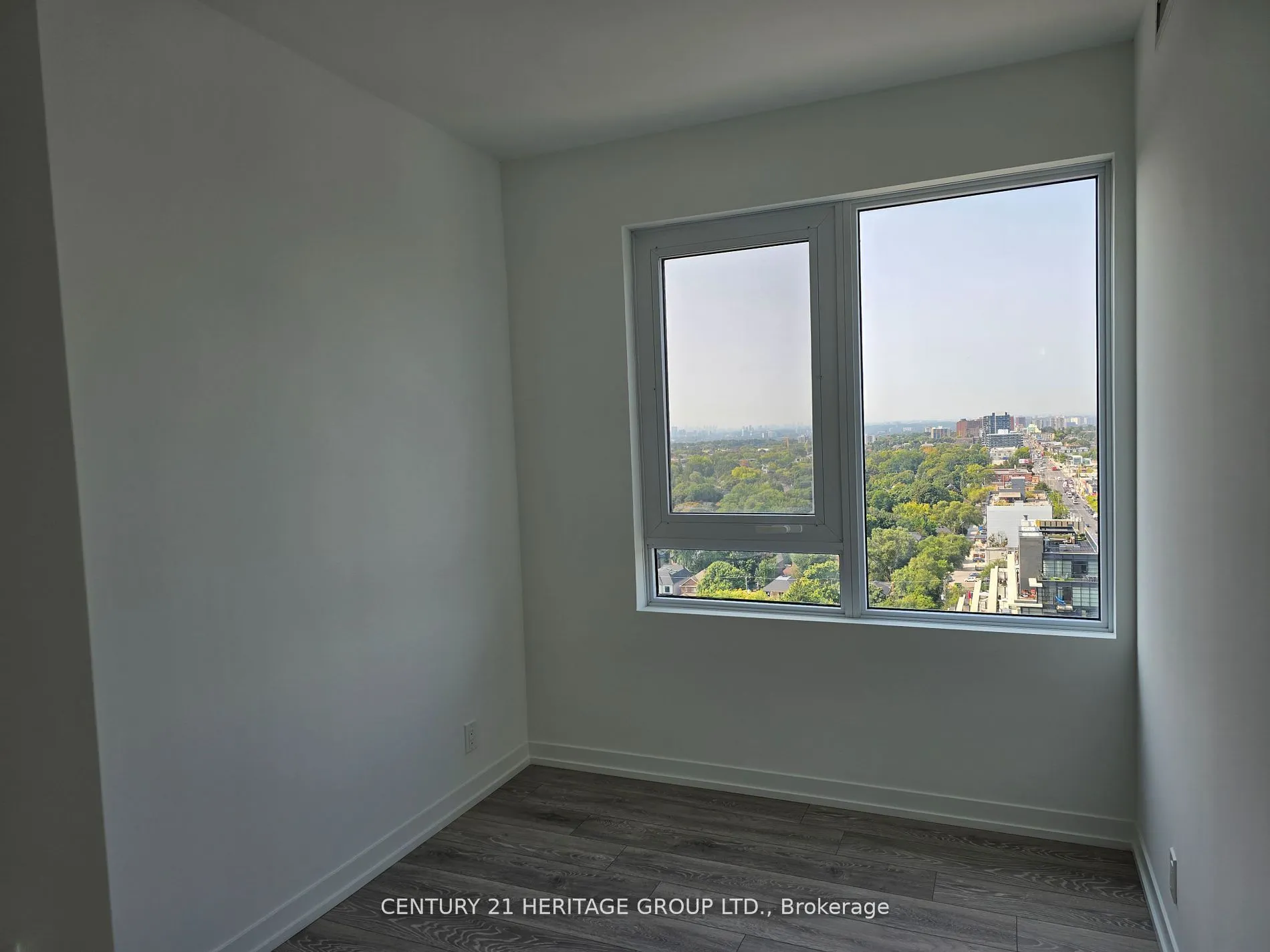 2020 Bathurst Street, #1805