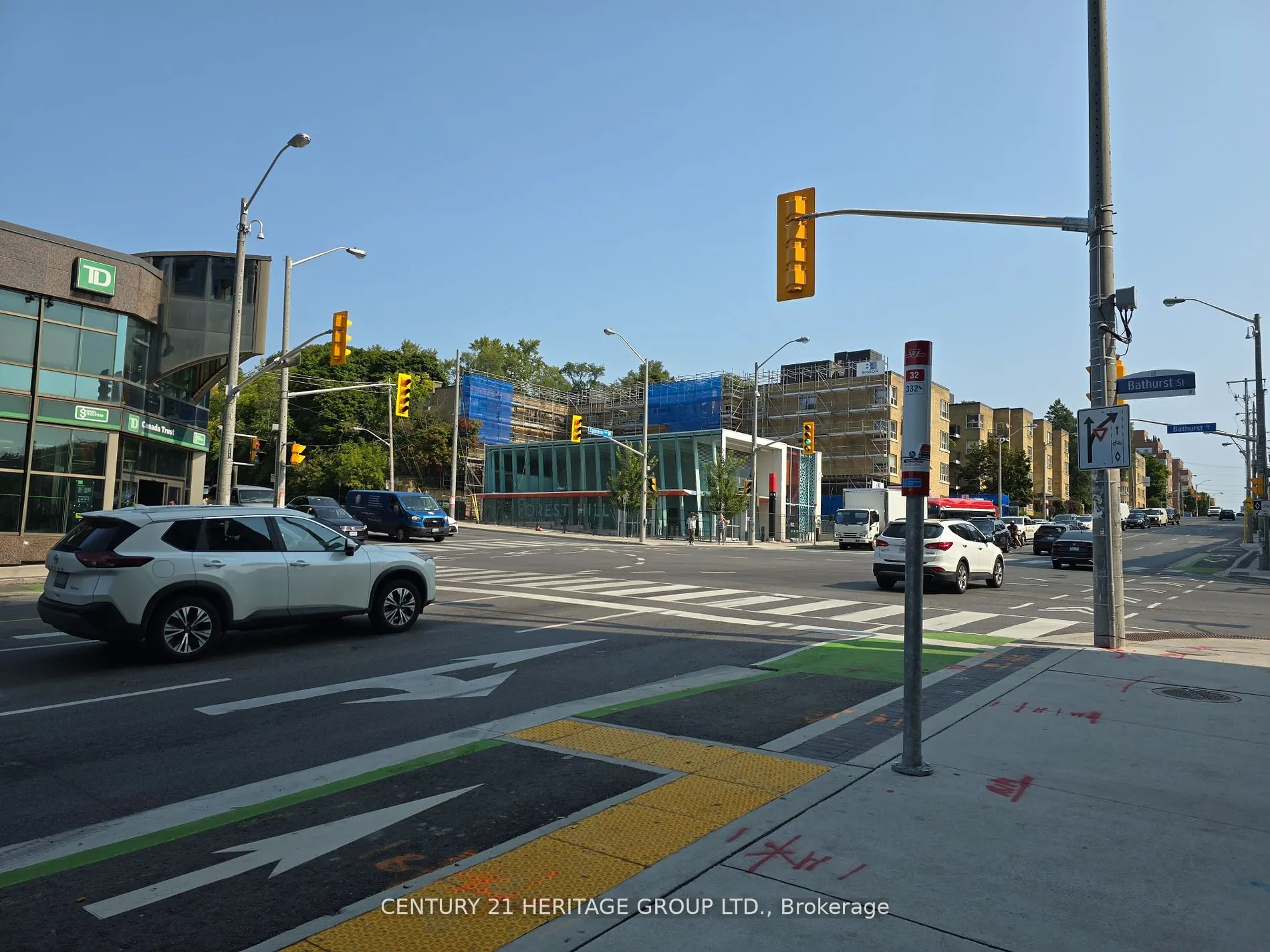 2020 Bathurst Street, #1805