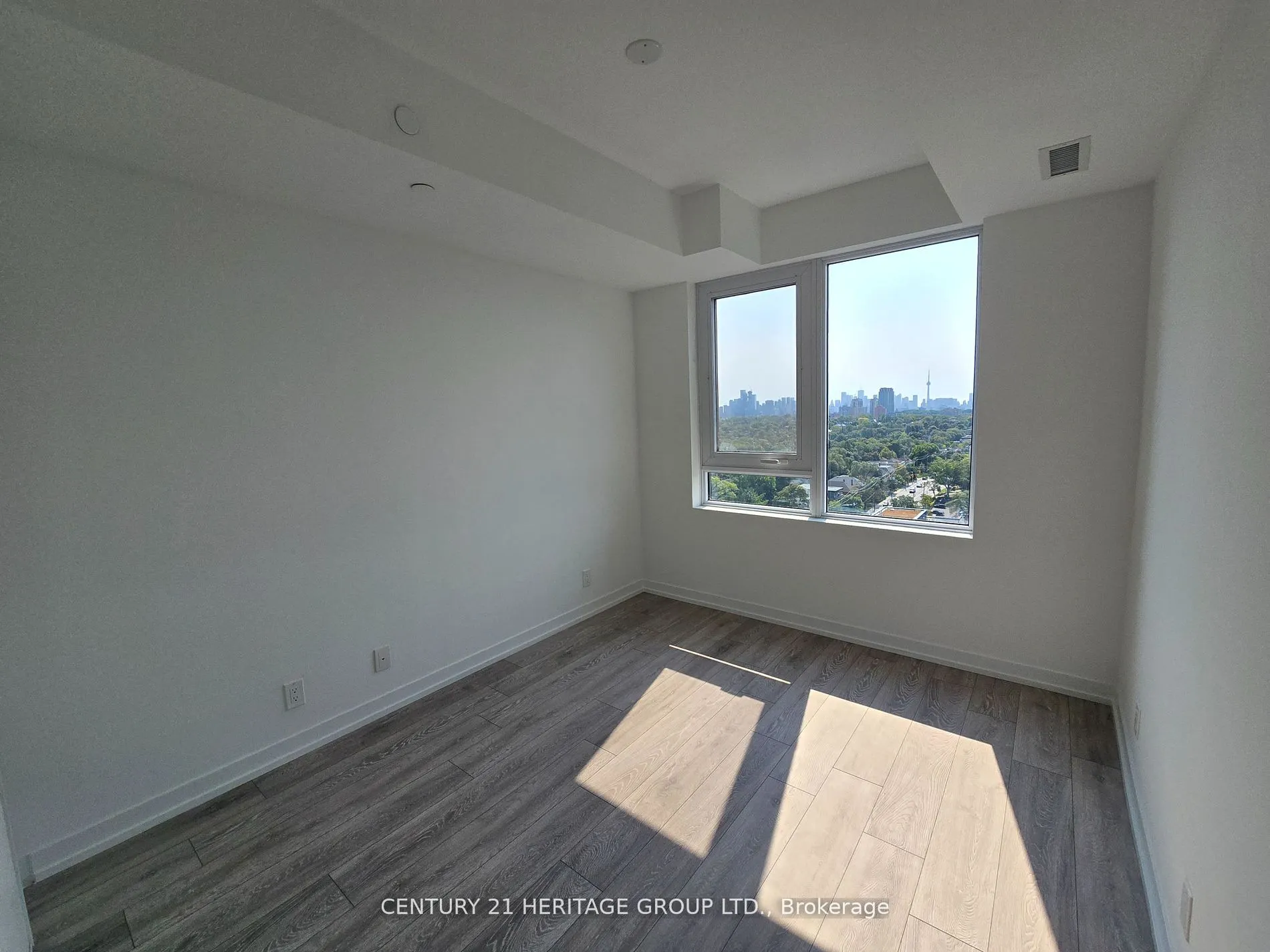 2020 Bathurst Street, #1805