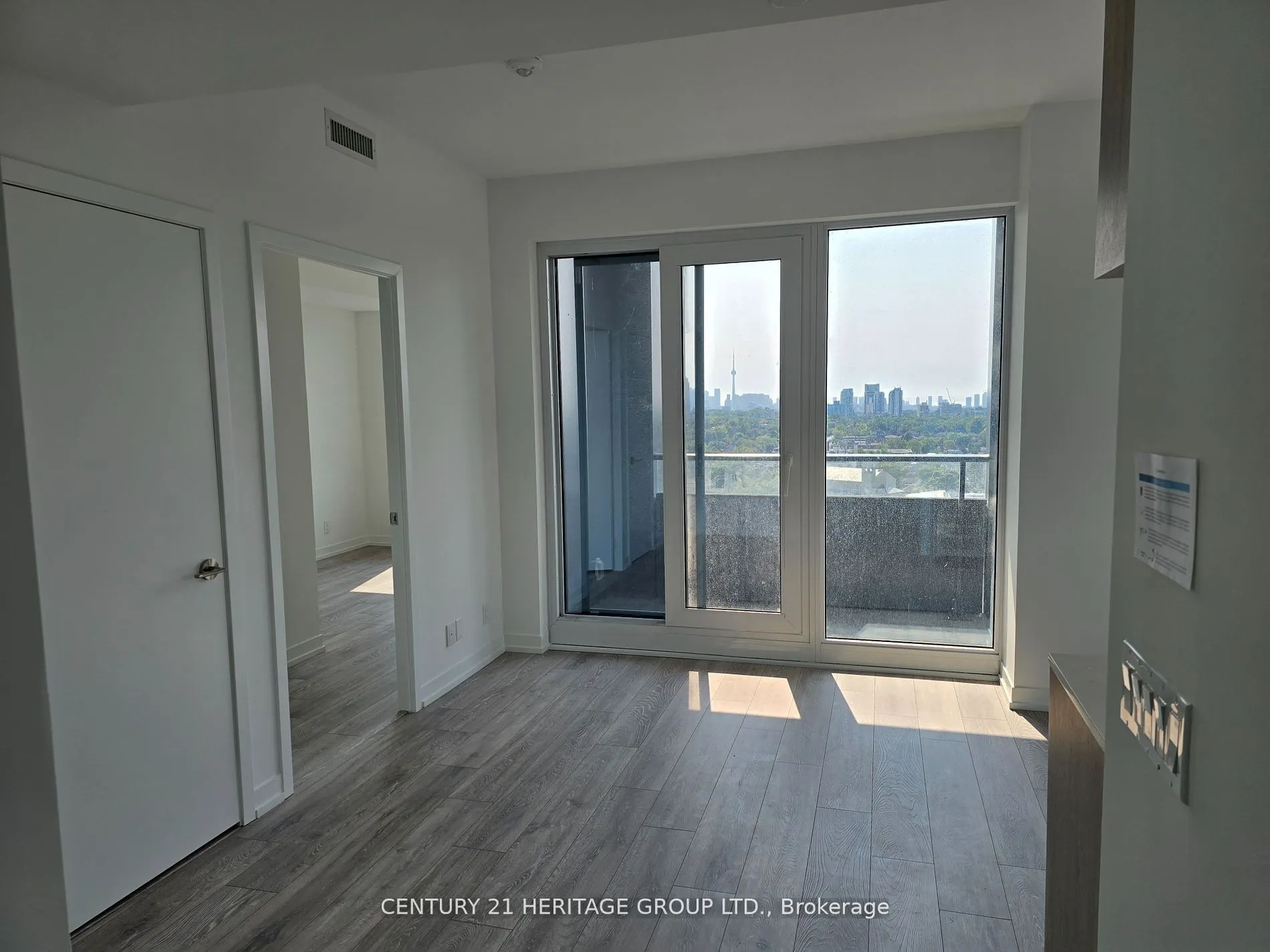 2020 Bathurst Street, #1805