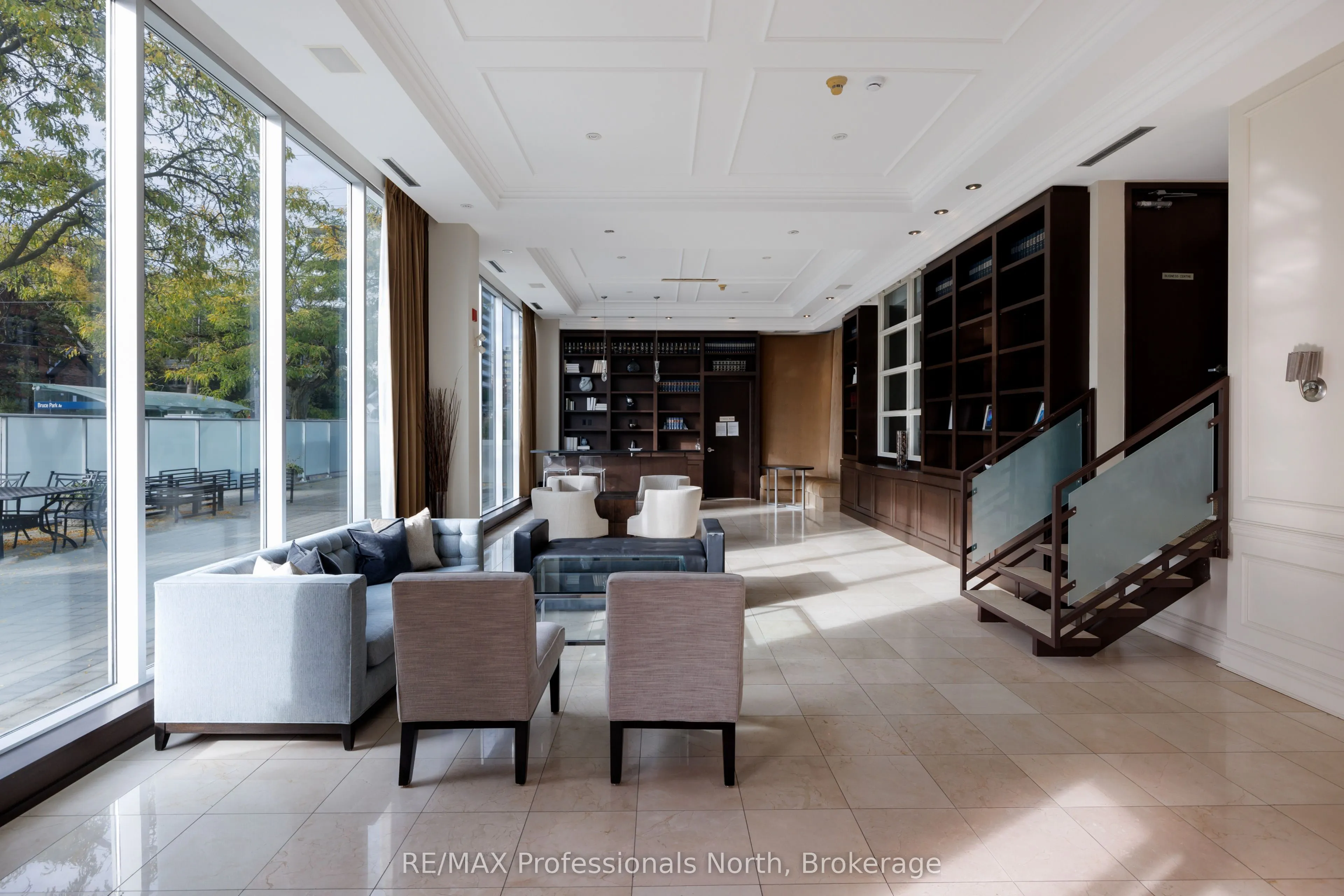 562 Eglinton Avenue E, #404