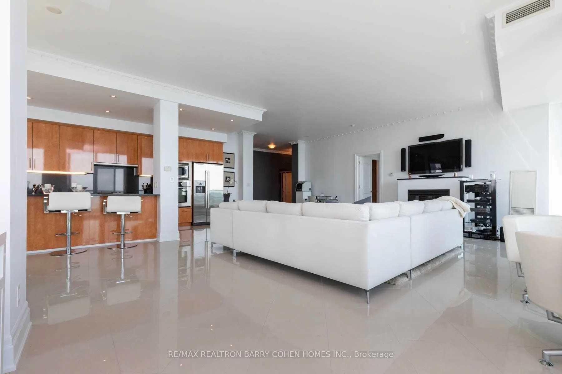 16 Harbour Street, #5101