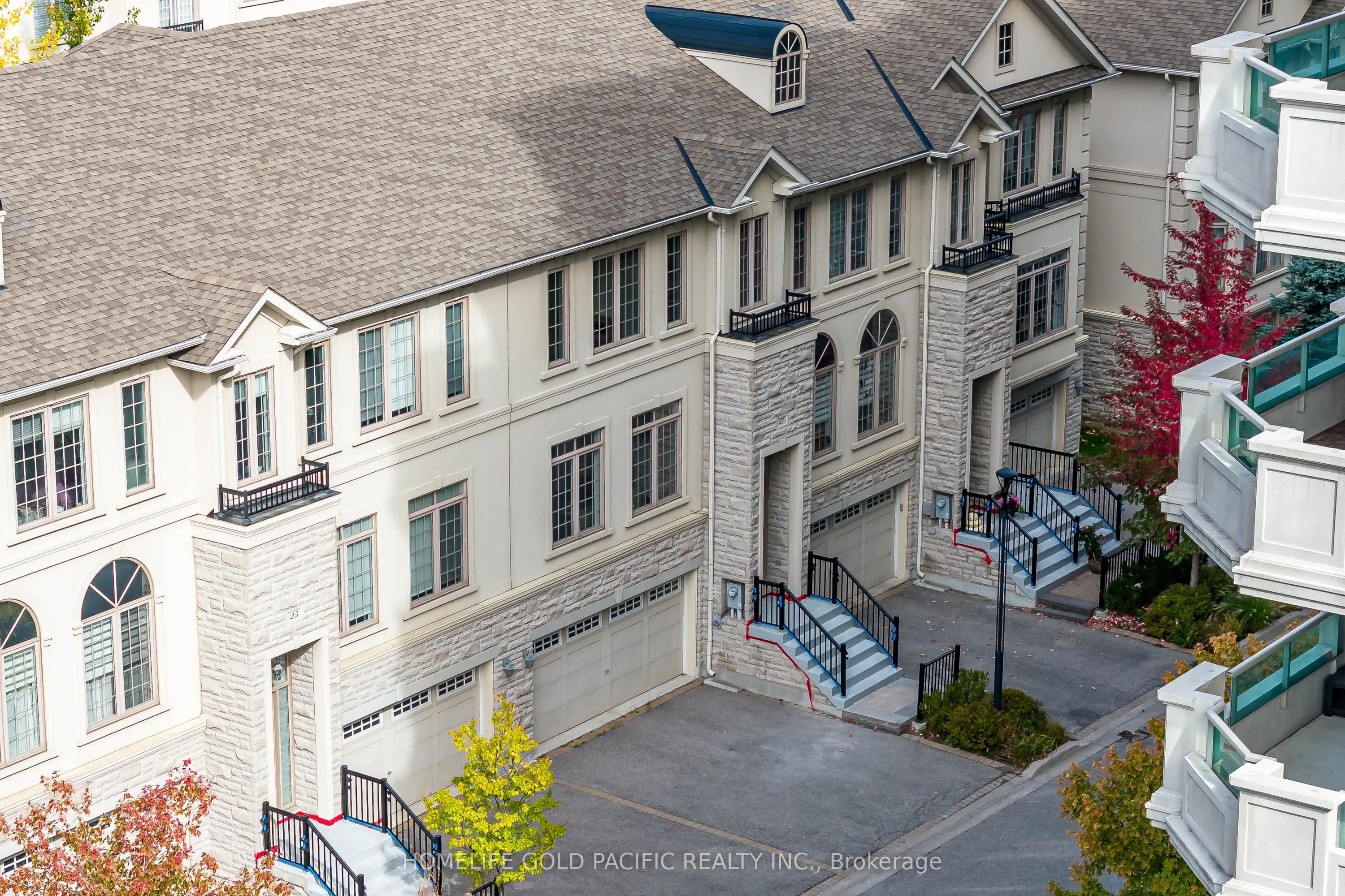 27 Bloorview Place, #17