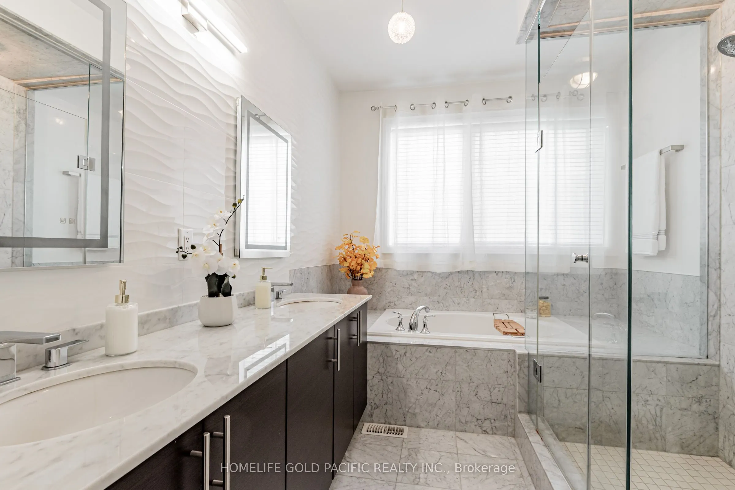27 Bloorview Place, #17