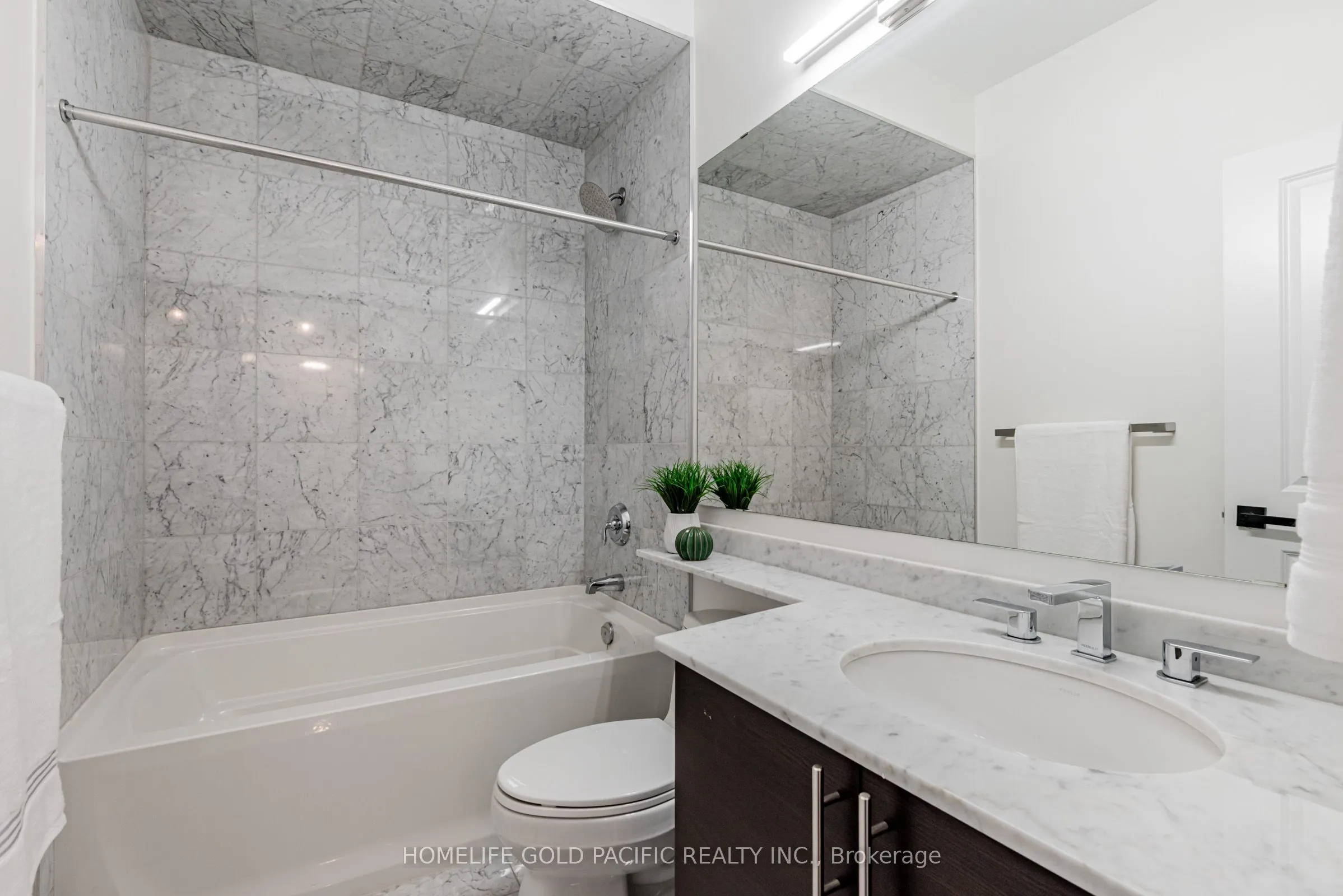 27 Bloorview Place, #17