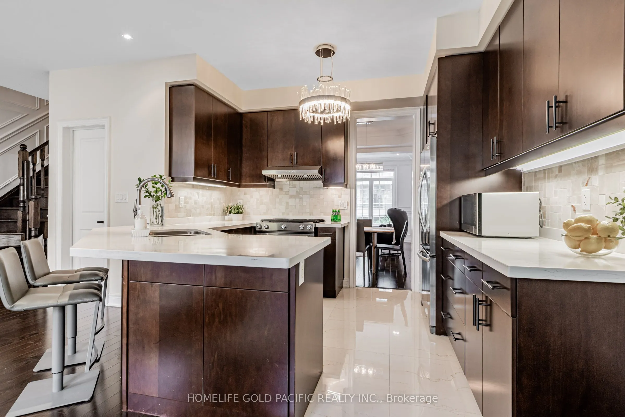 27 Bloorview Place, #17