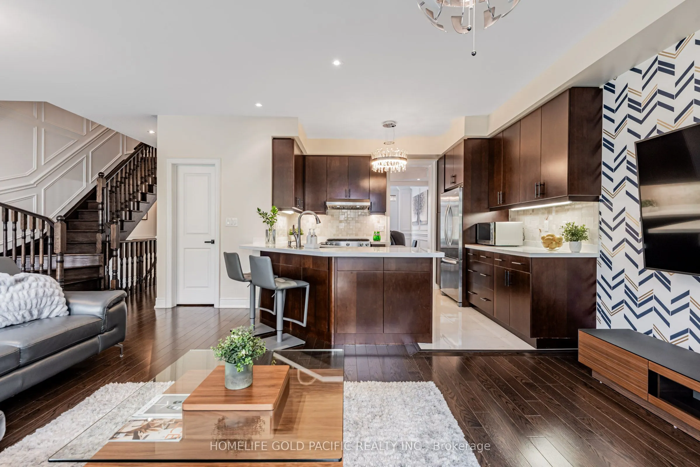 27 Bloorview Place, #17