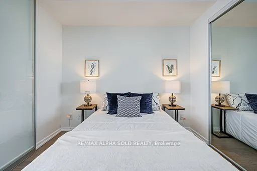 101 Peter Street, #3710