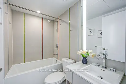 101 Peter Street, #3710