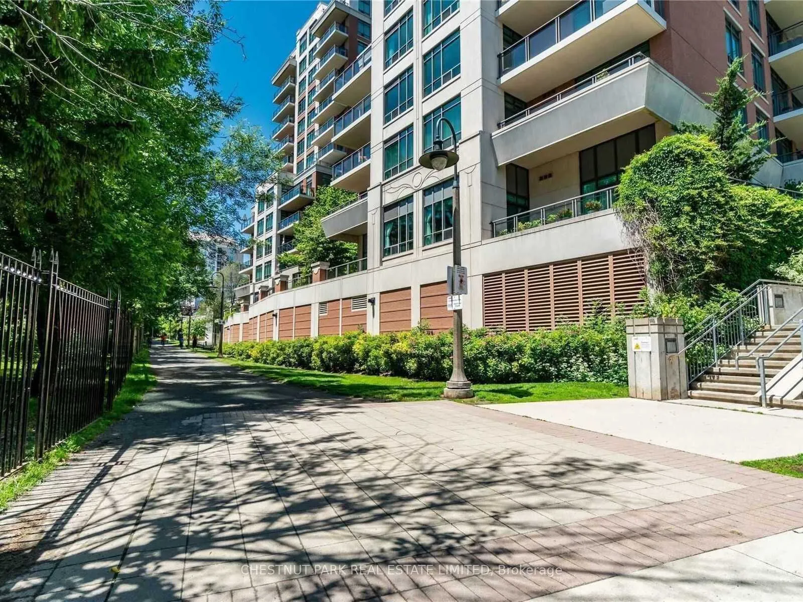 319 Merton Street, #601