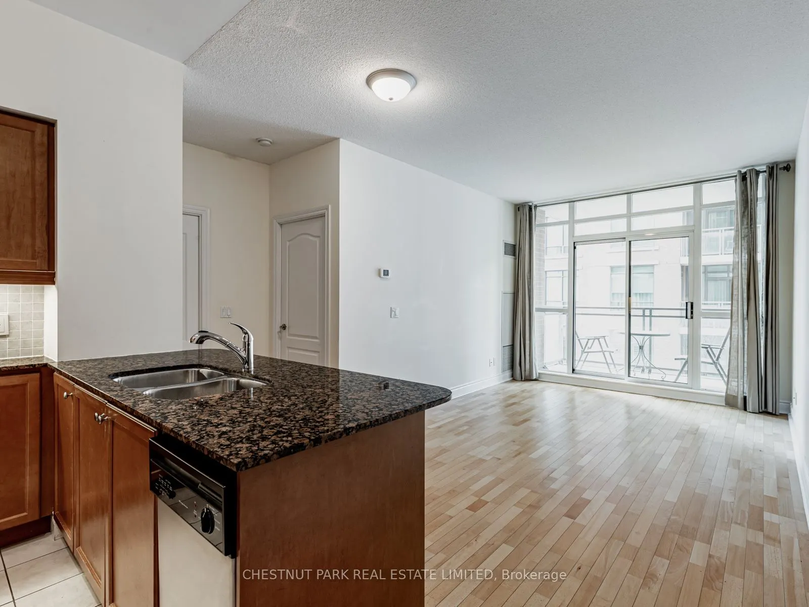 319 Merton Street, #601