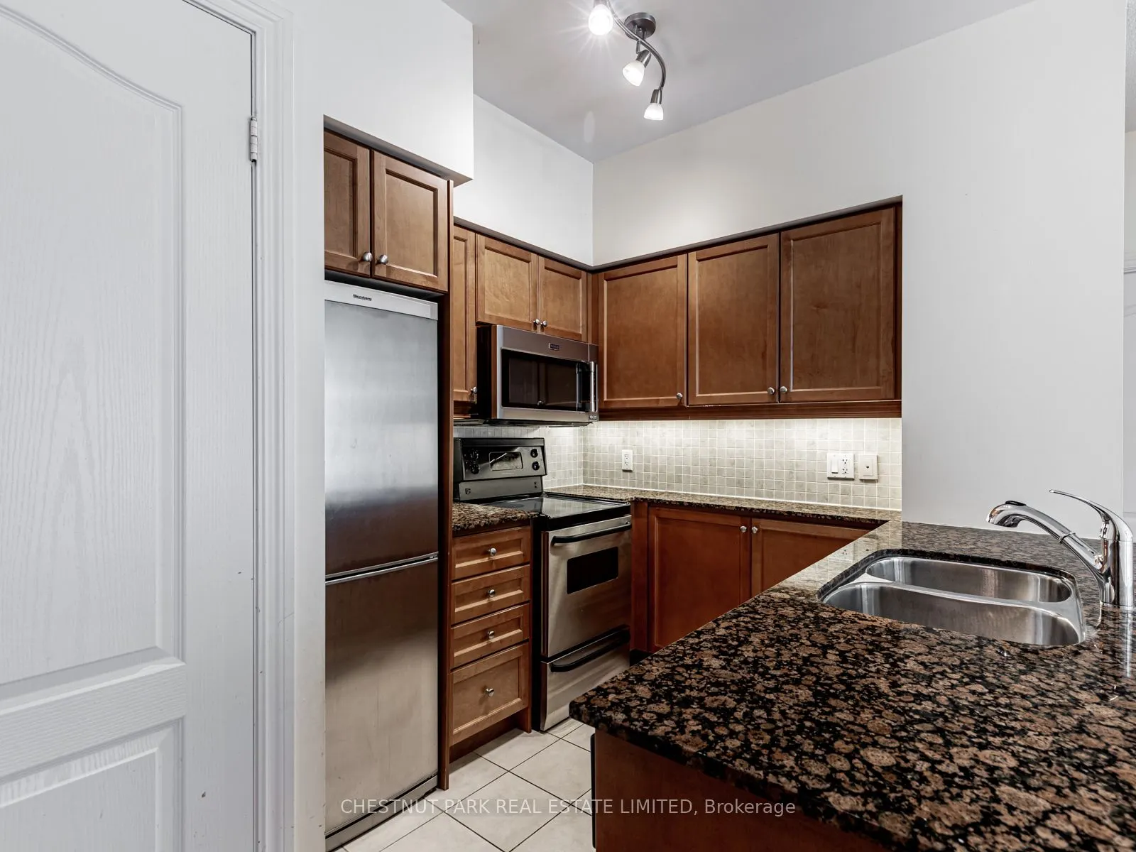 319 Merton Street, #601