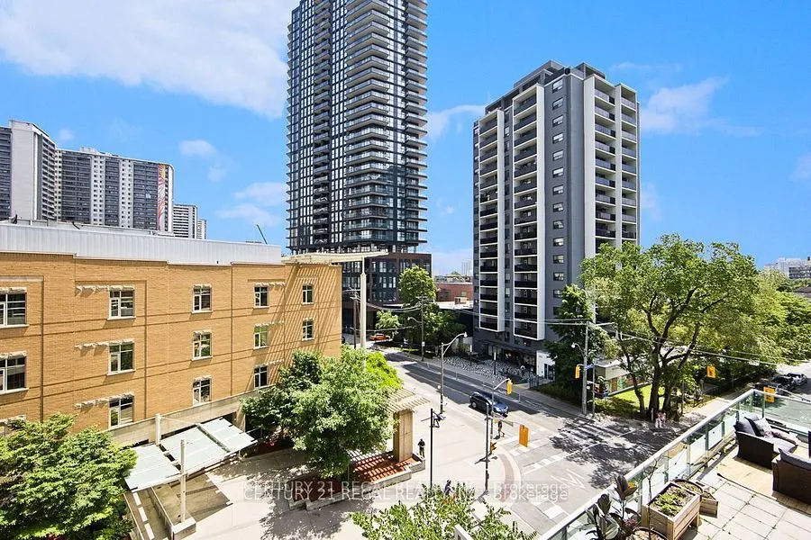 120 Homewood Avenue, #406