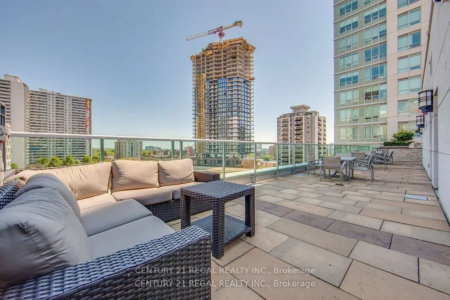 120 Homewood Avenue, #406