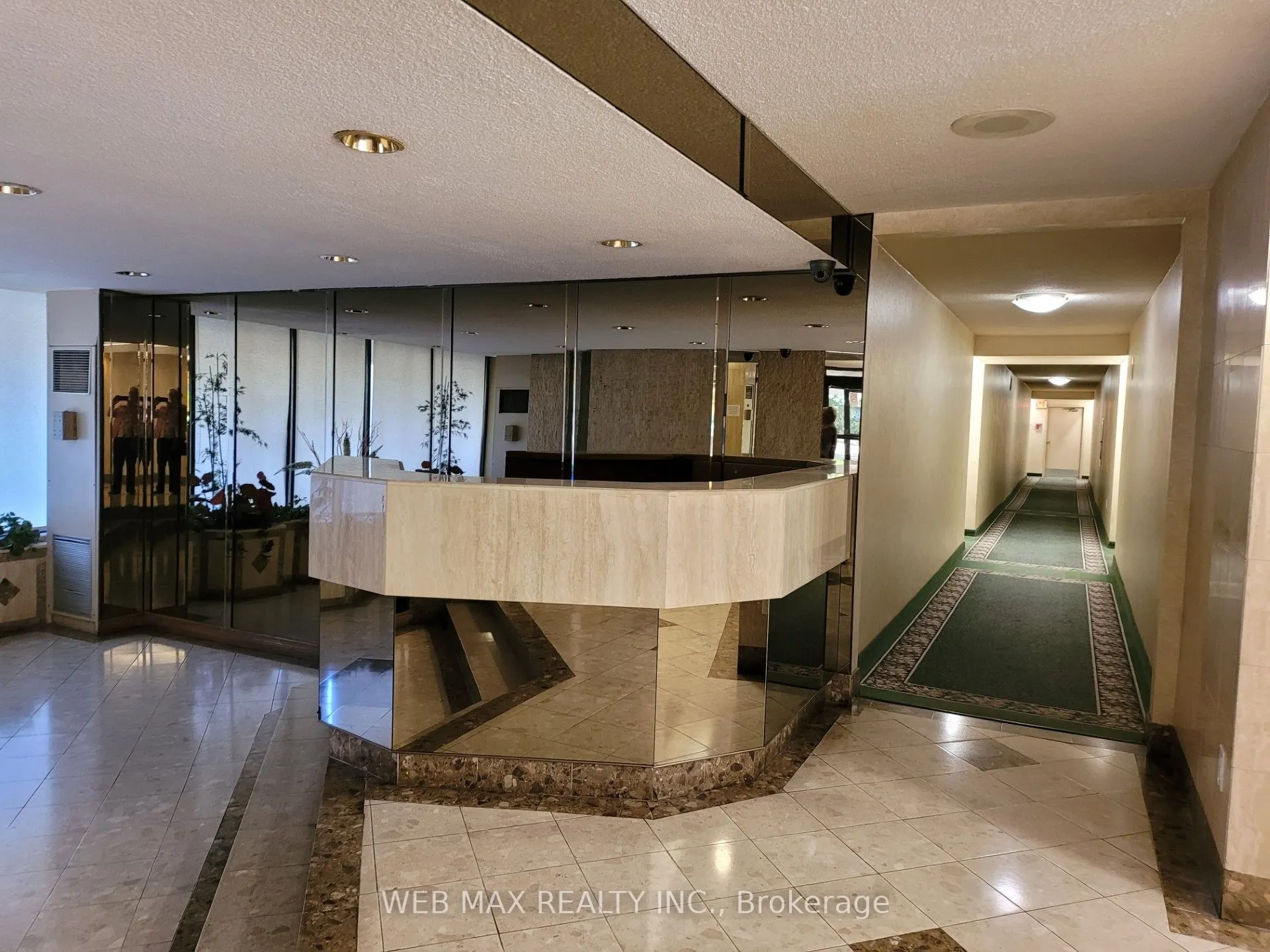 205 Hilda Avenue, #310