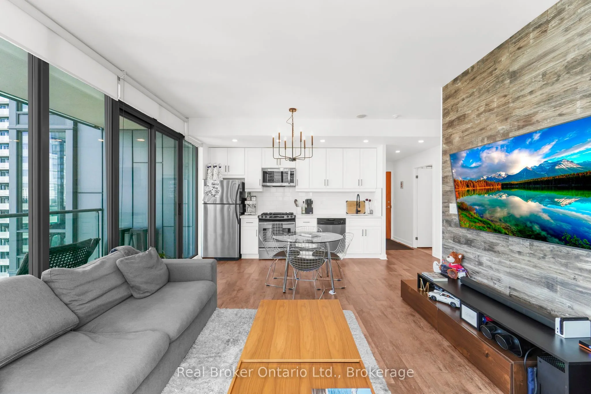 33 LOMBARD Street, #2902