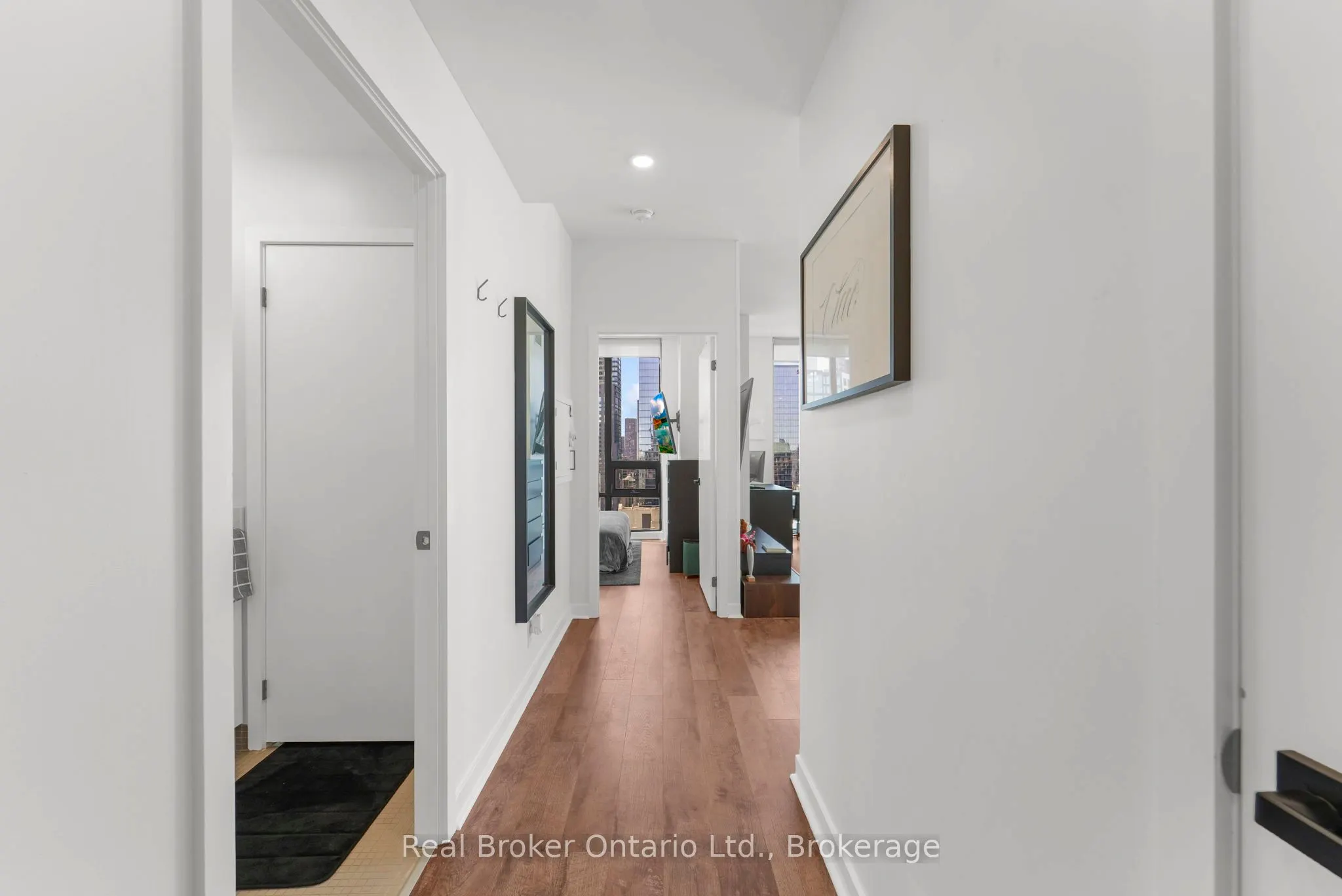 33 LOMBARD Street, #2902