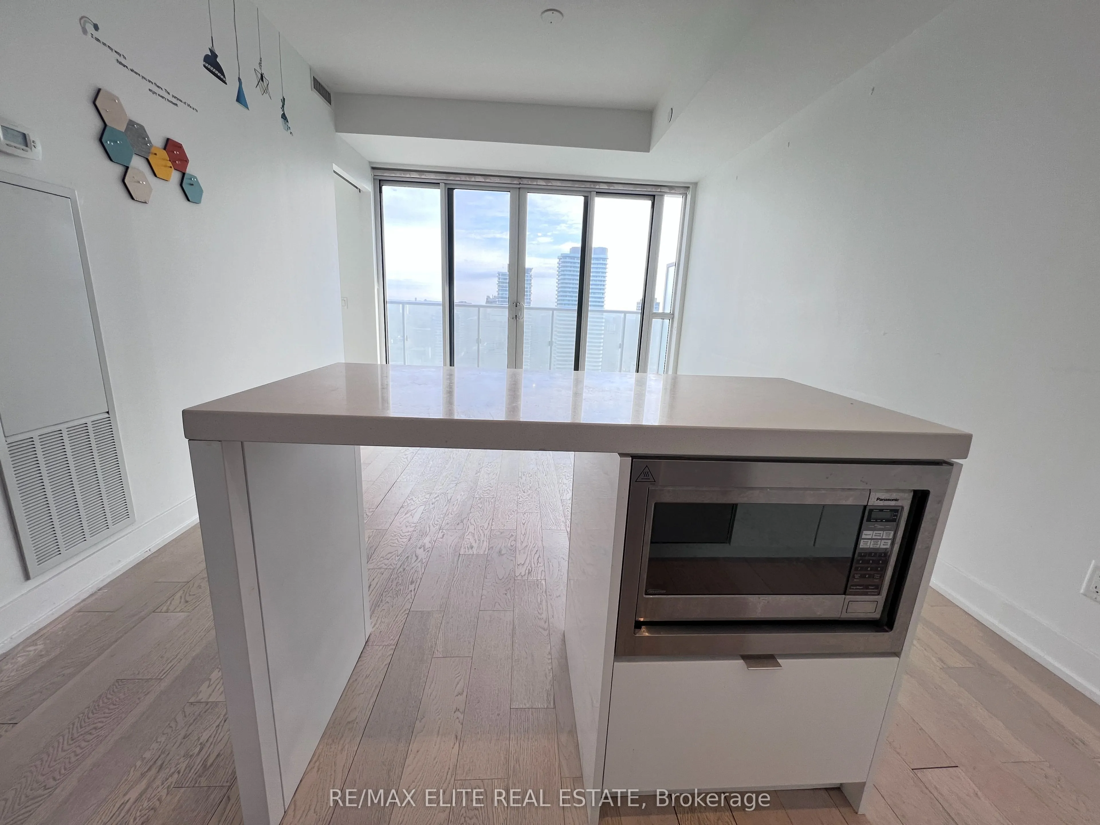 7 Grenville Street, #3209