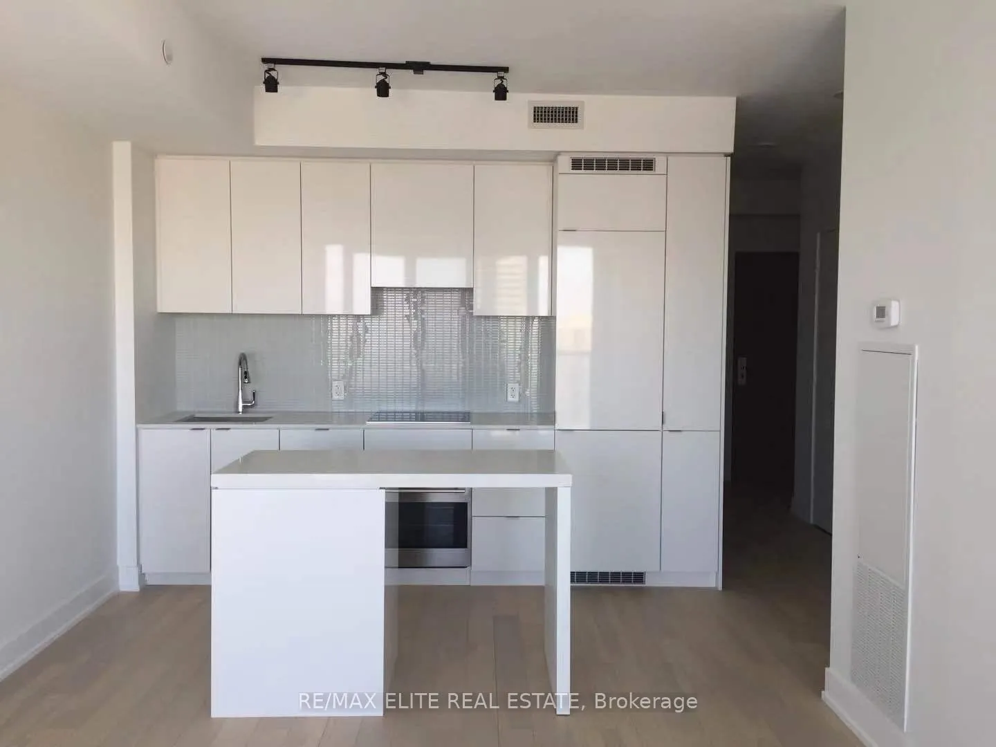 7 Grenville Street, #3209