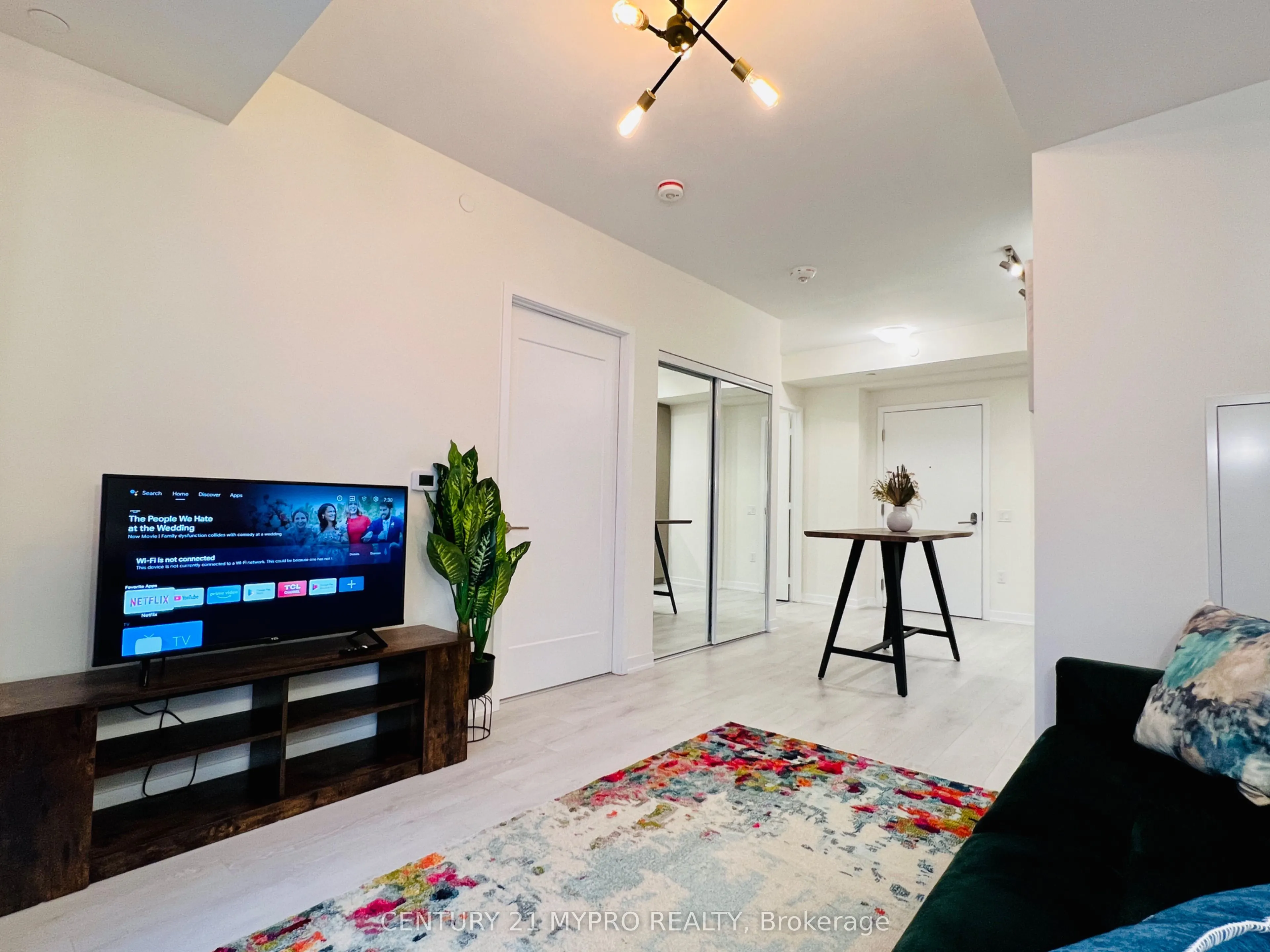 28 Freeland Street, #803