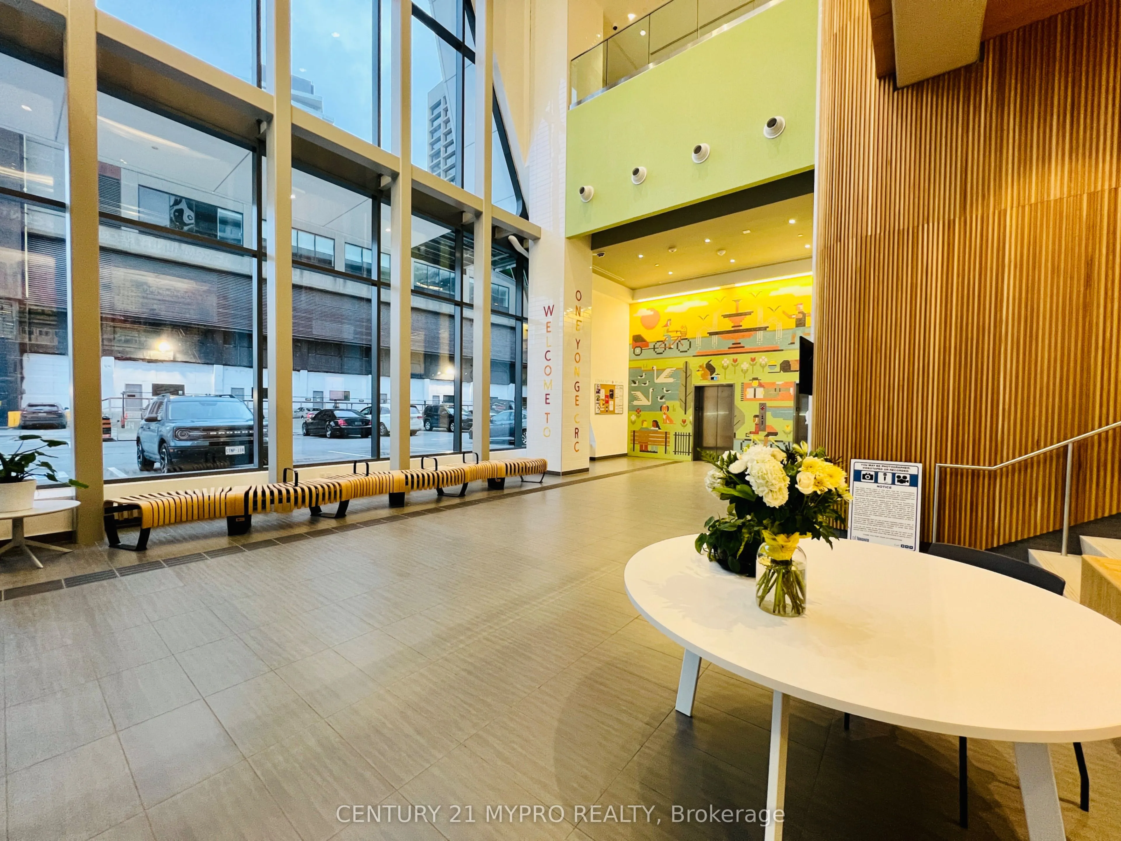 28 Freeland Street, #803