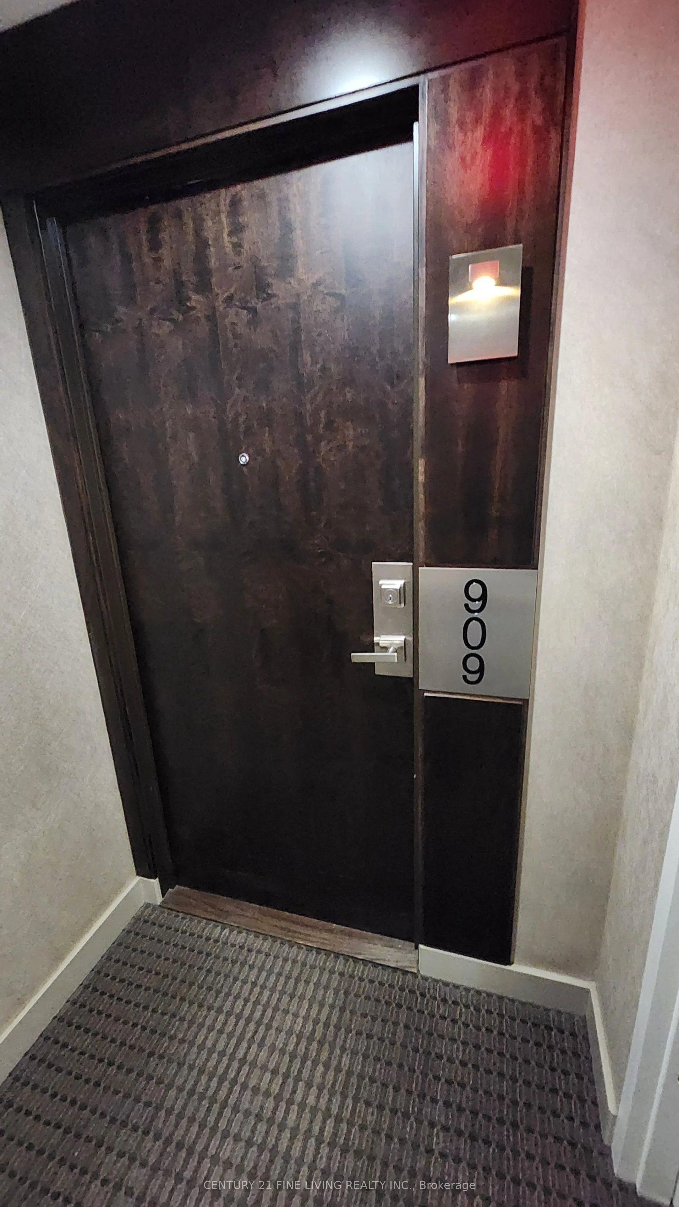 85 The Donway W, #909