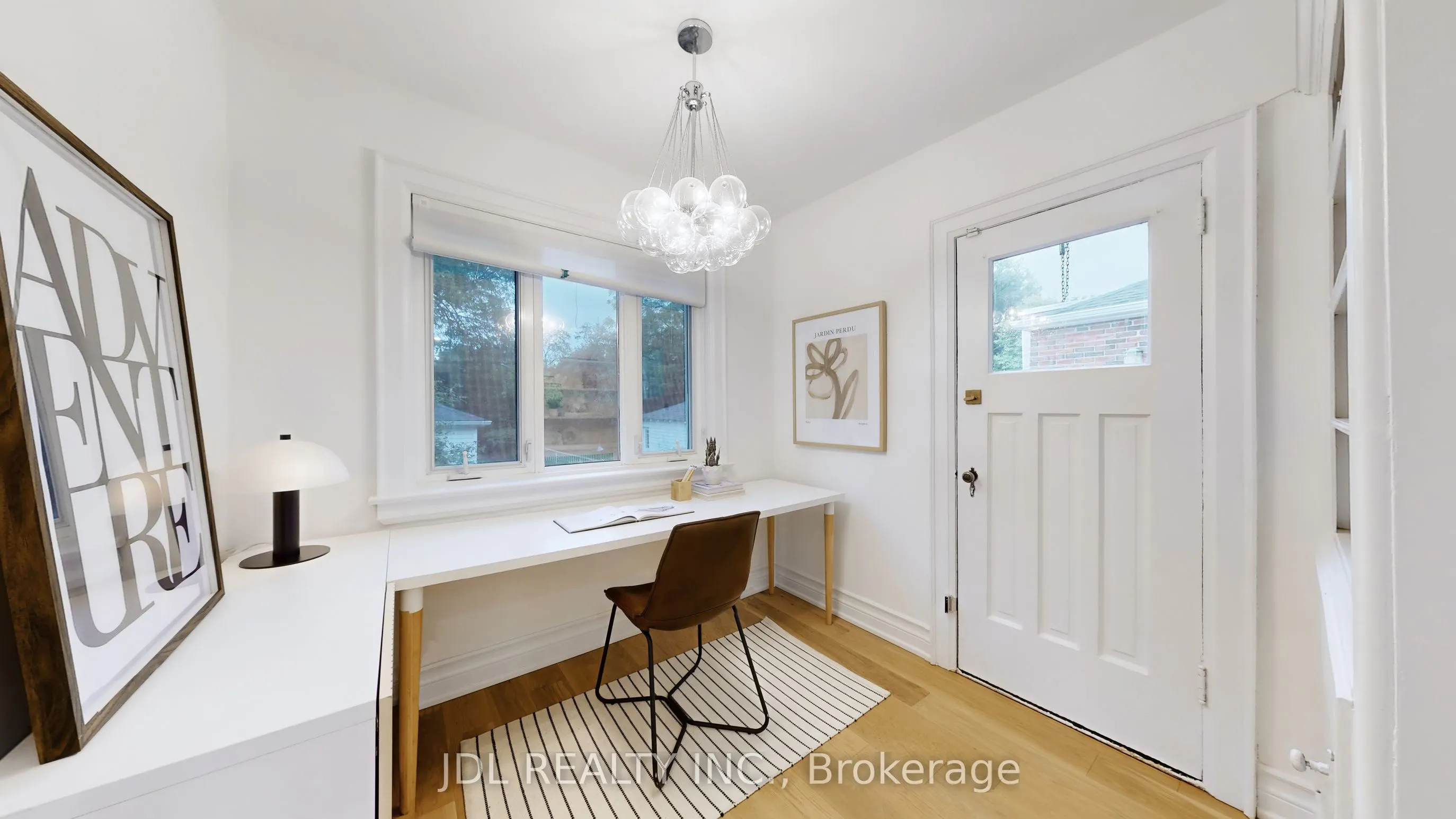280 Fairlawn Avenue