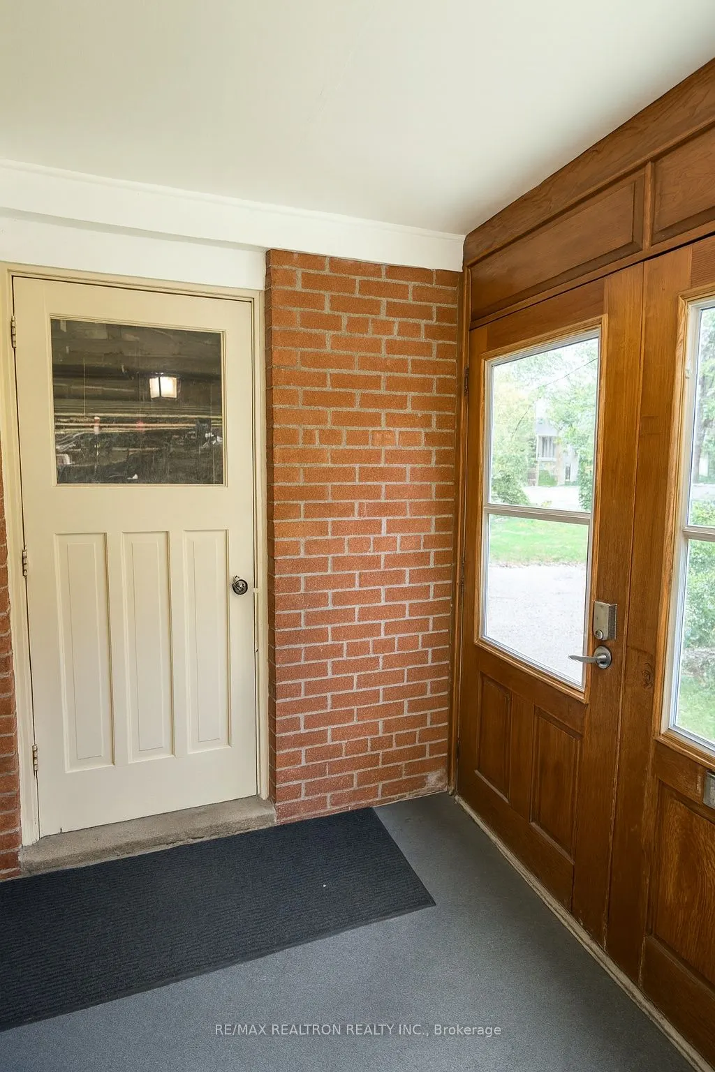 36 George Henry Boulevard