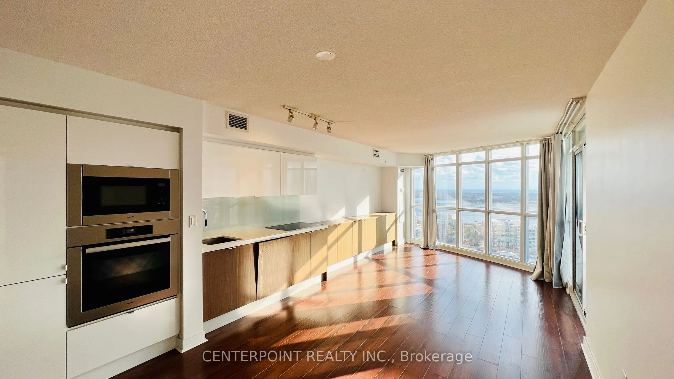 21 Iceboat Terrace, #2509