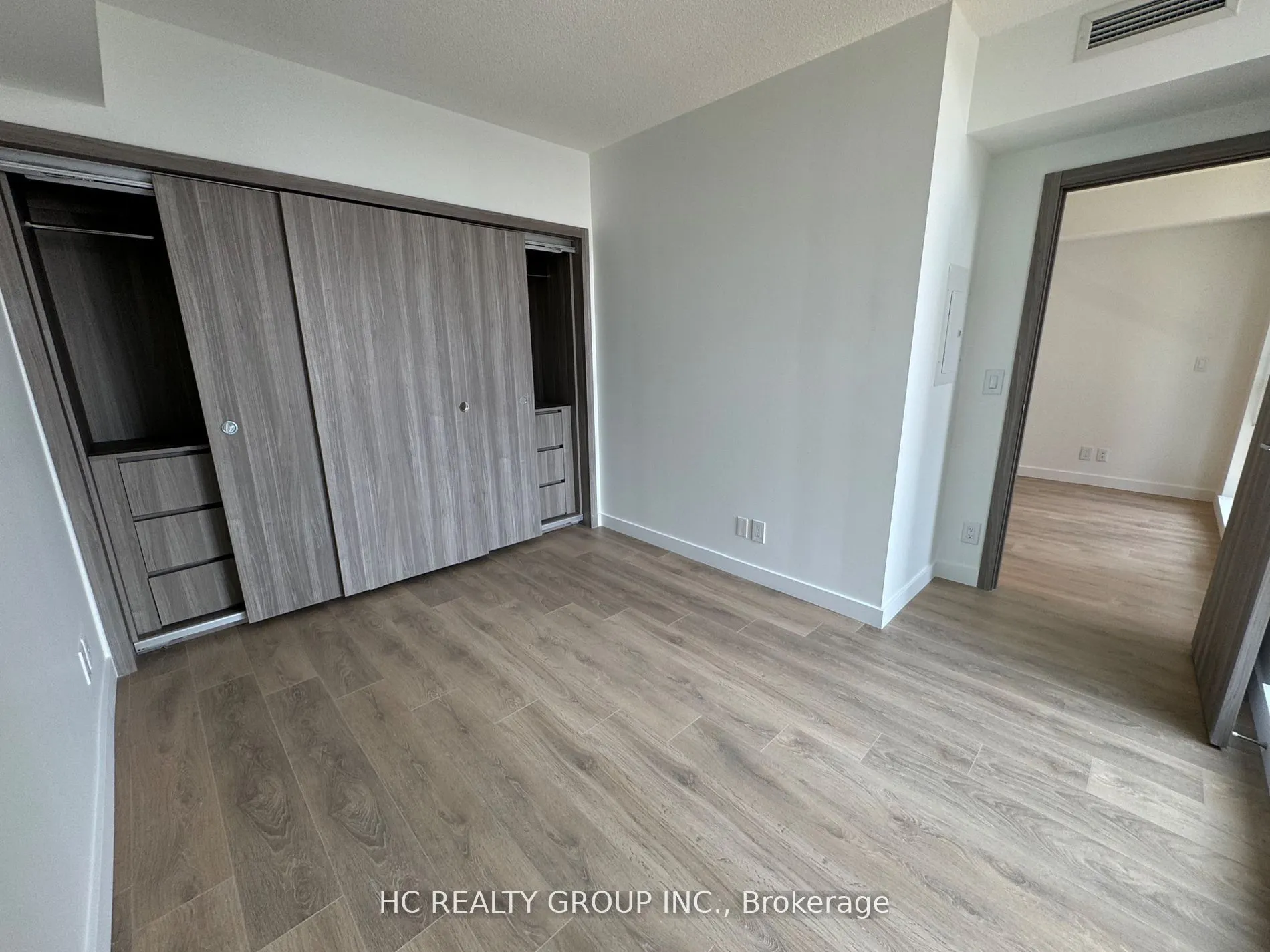 38 Widmer Street, #3609