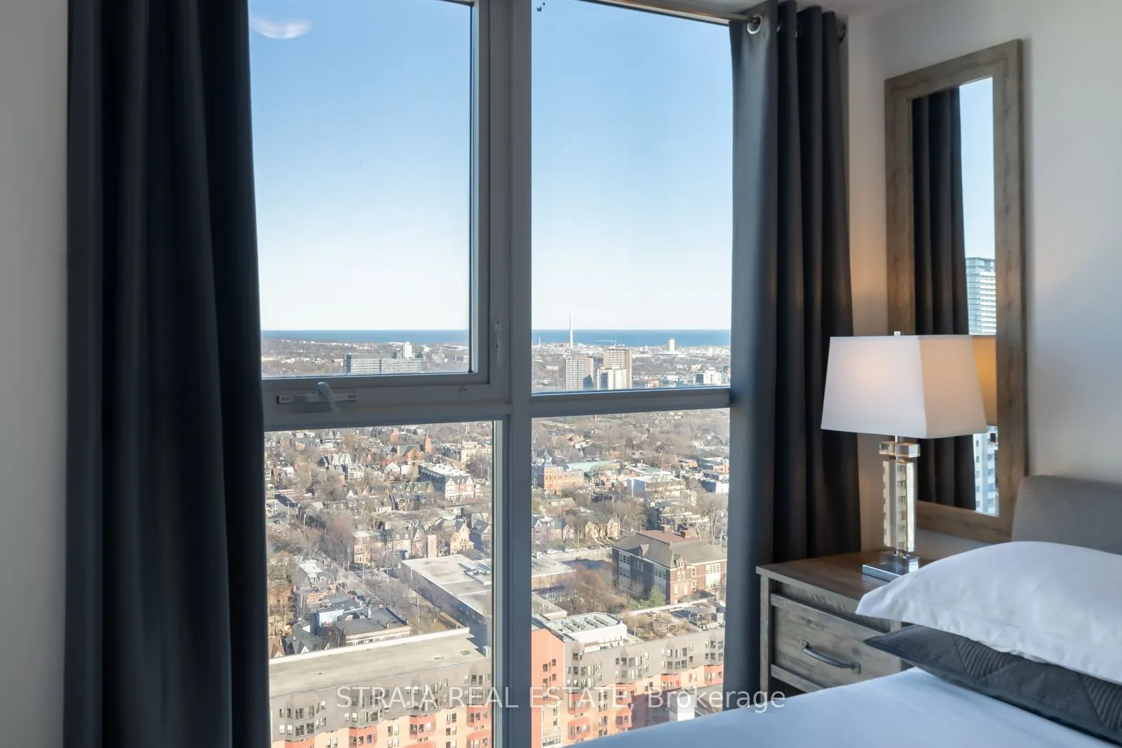159 Wellesley Street E, #2903