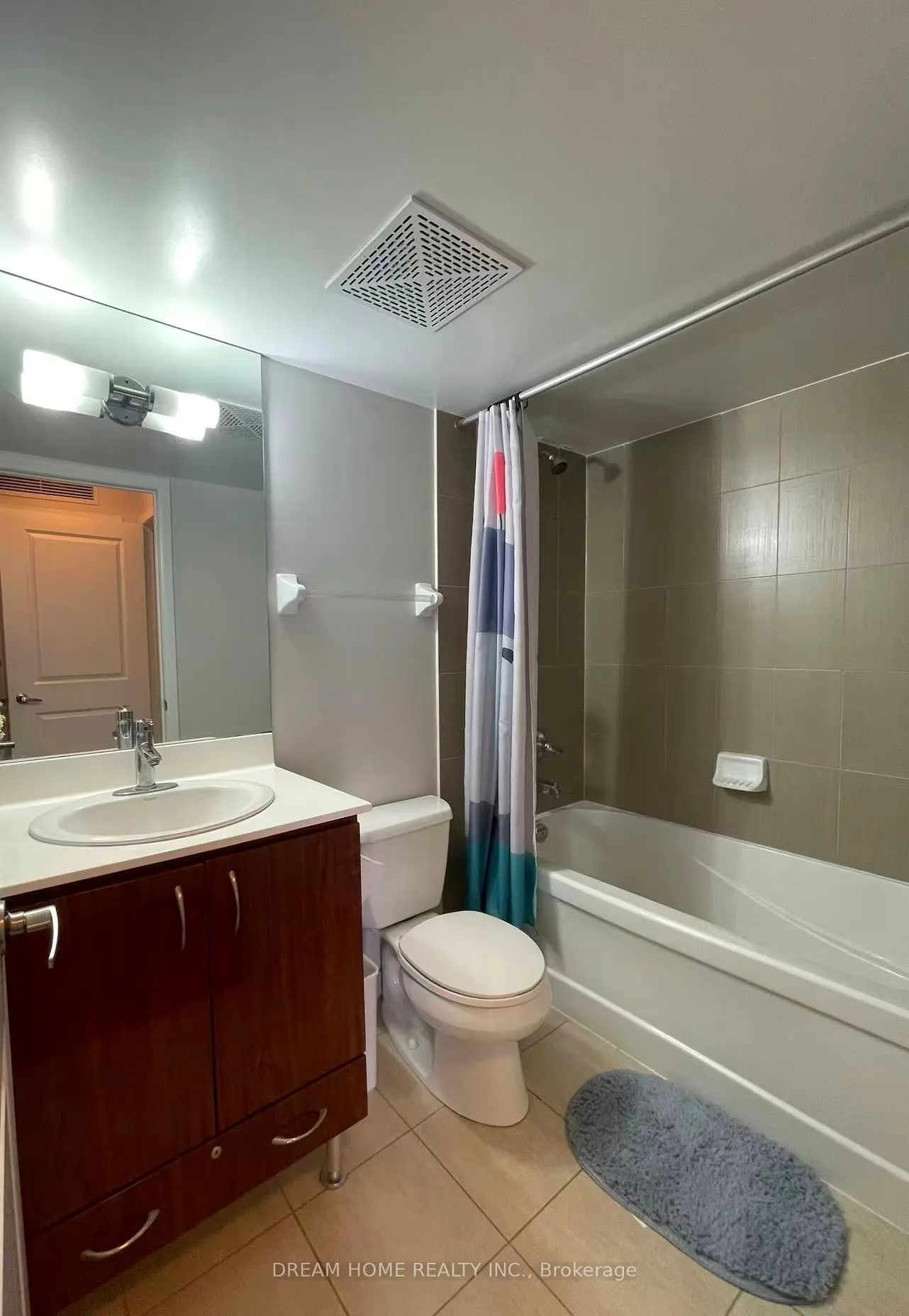 5793 Yonge Street, #807