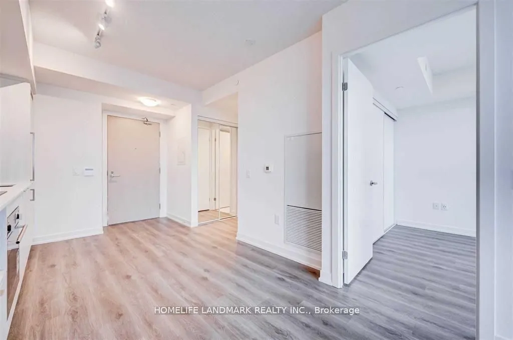 138 Downes Street, #2706
