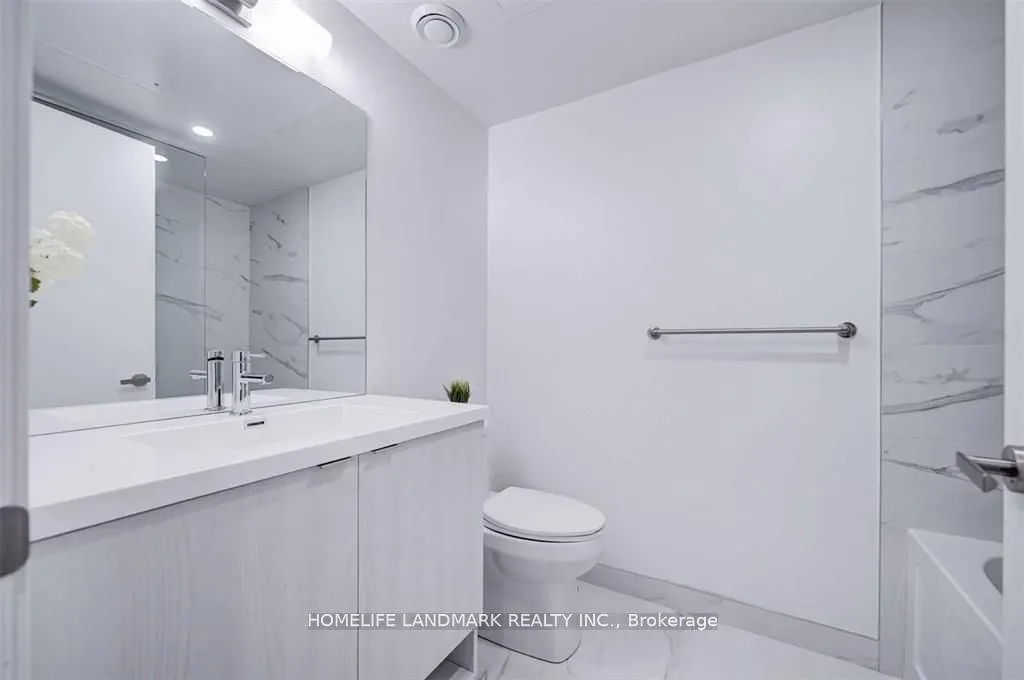 138 Downes Street, #2706
