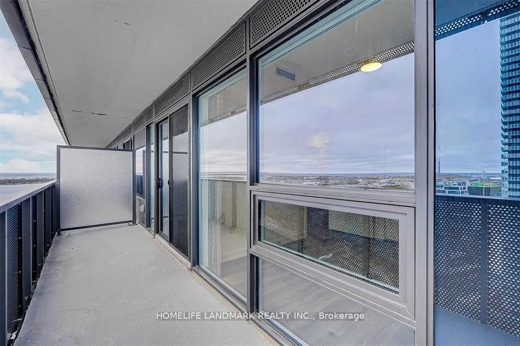 138 Downes Street, #2706