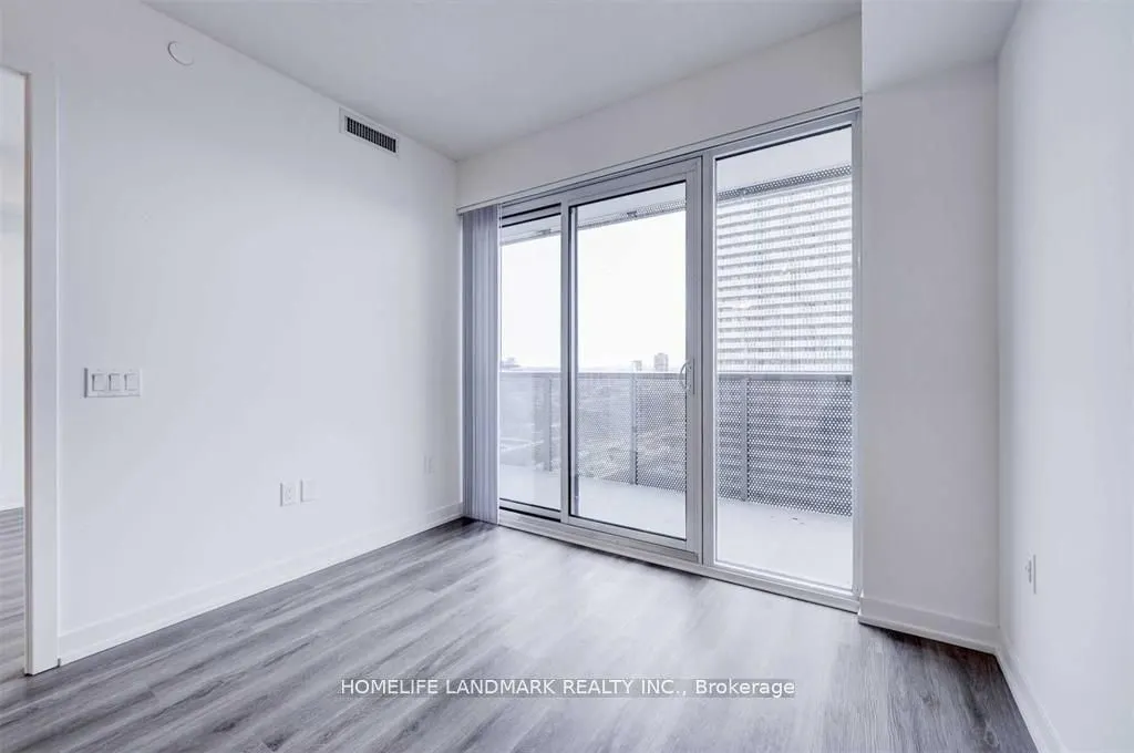 138 Downes Street, #2706