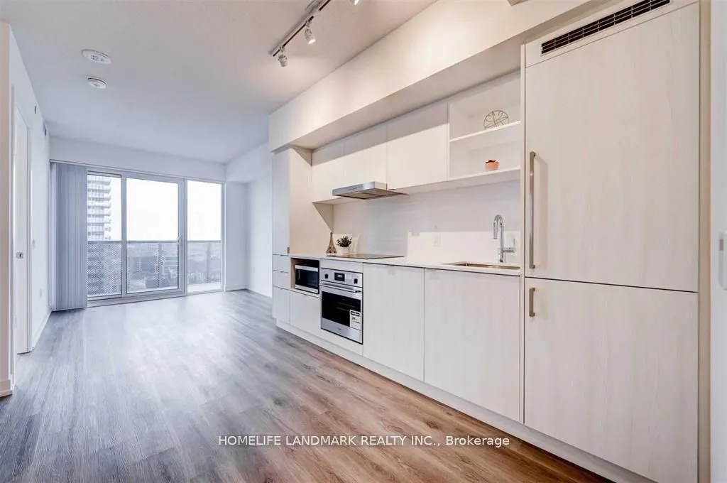 138 Downes Street, #2706