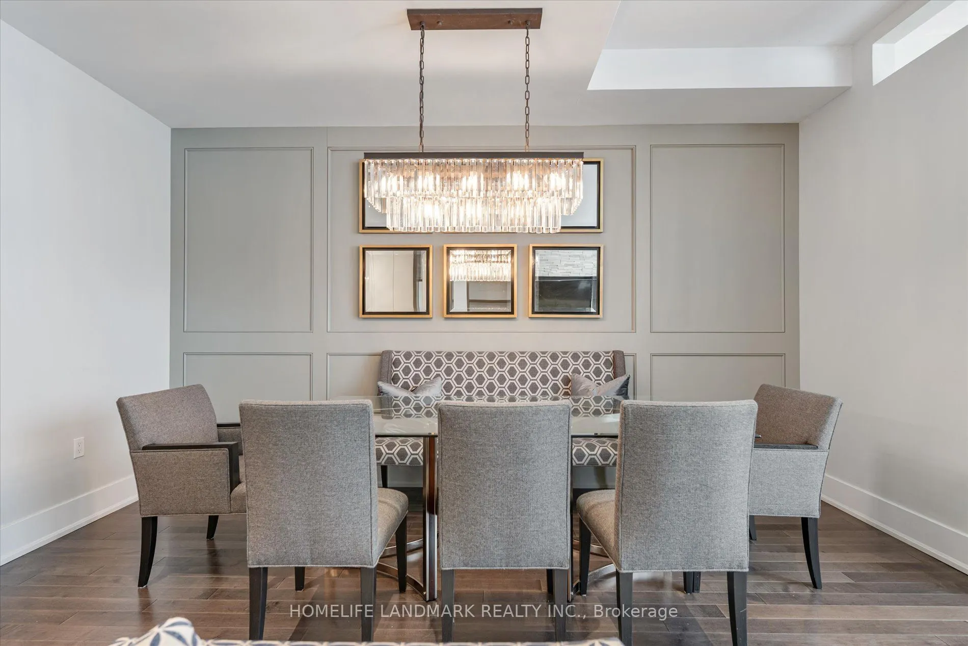 29 Queens Quay E, #102