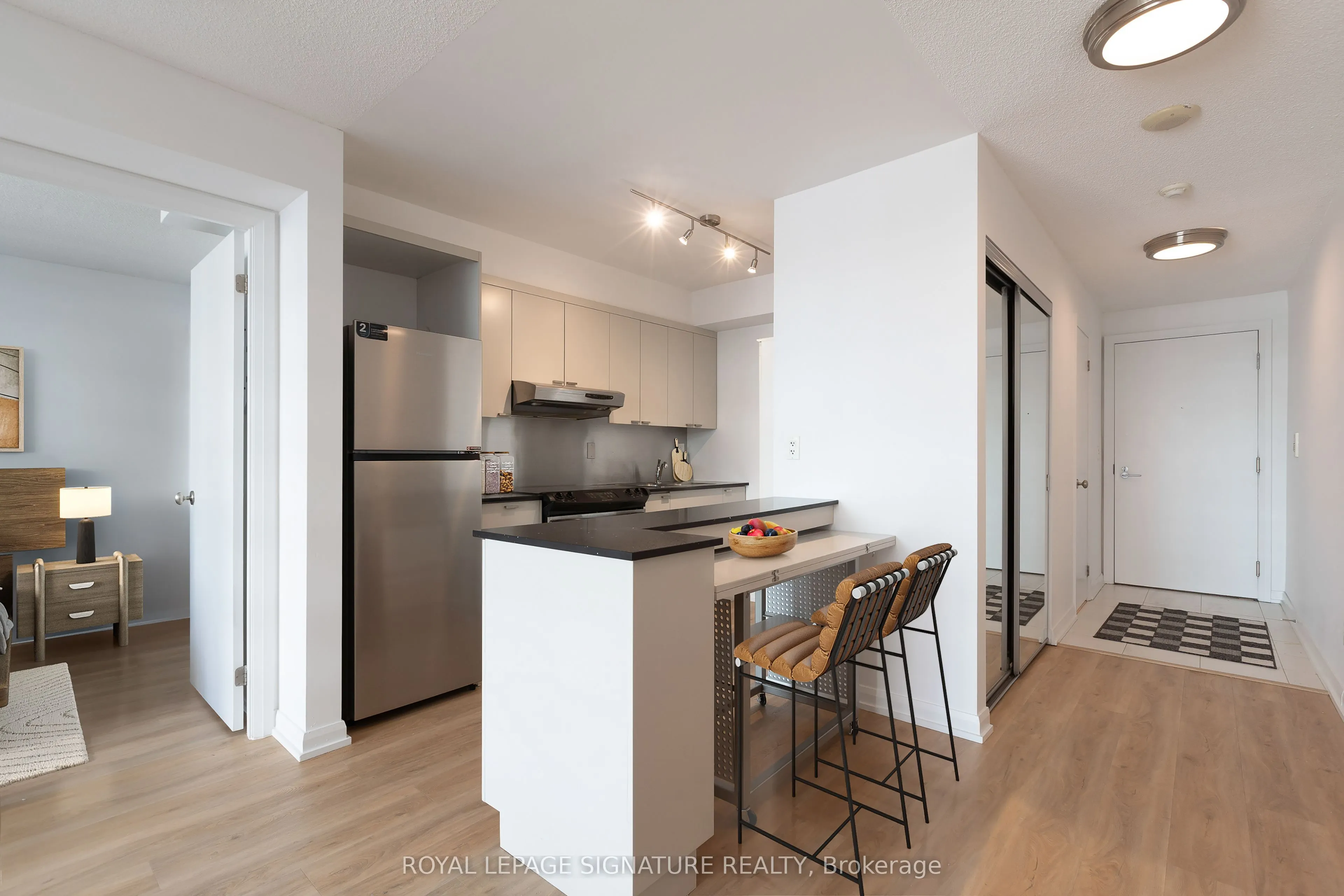 111 Elizabeth Street, #805