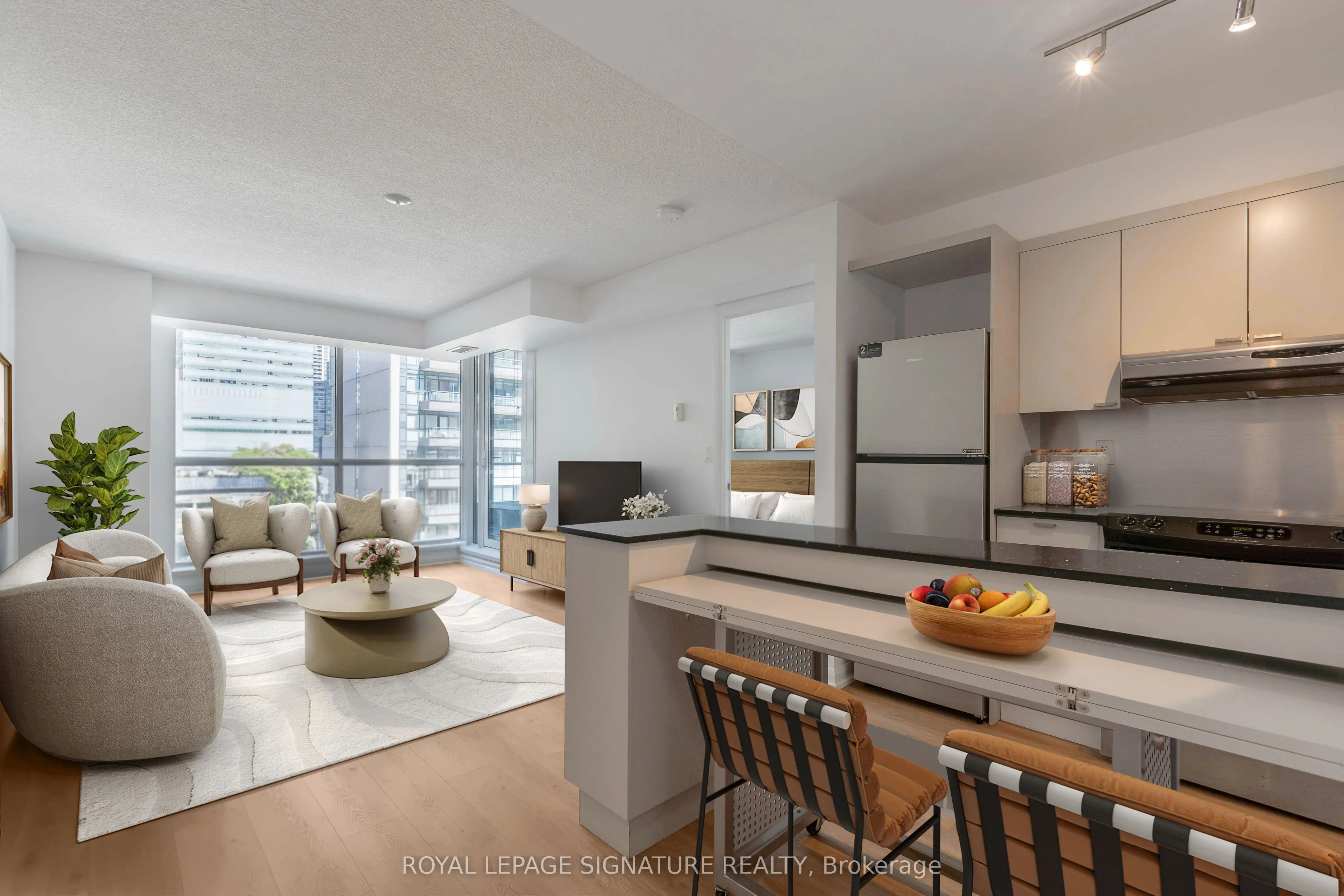 111 Elizabeth Street, #805